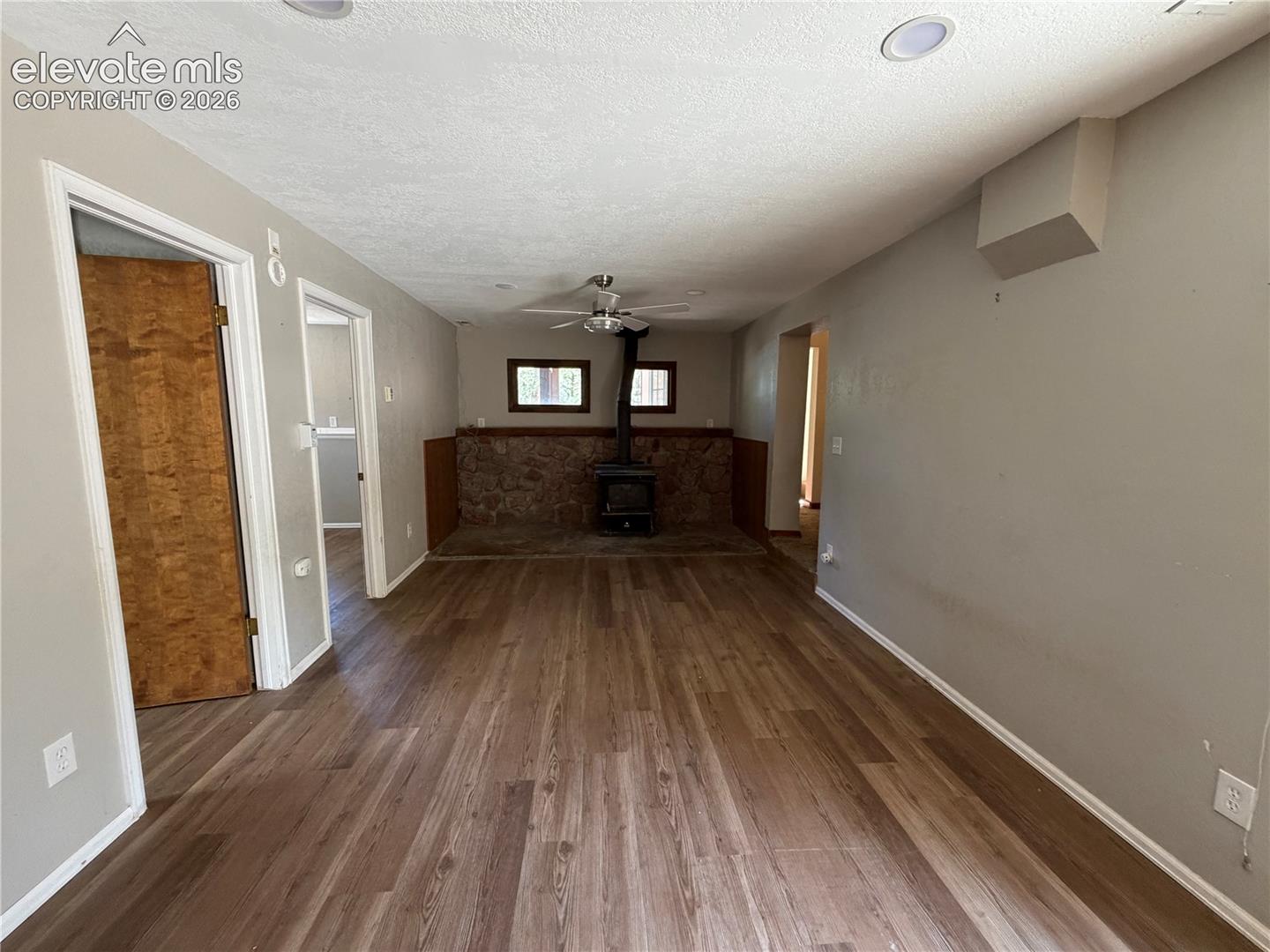 Listing photo 13 for 124 Trout Creek Drive