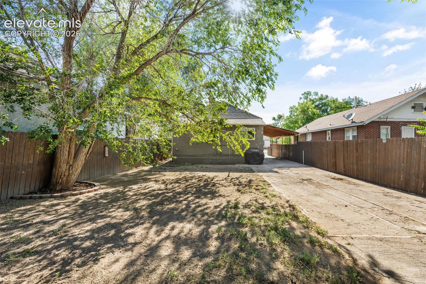 Listing photo 43 for 1726 E Evans Avenue