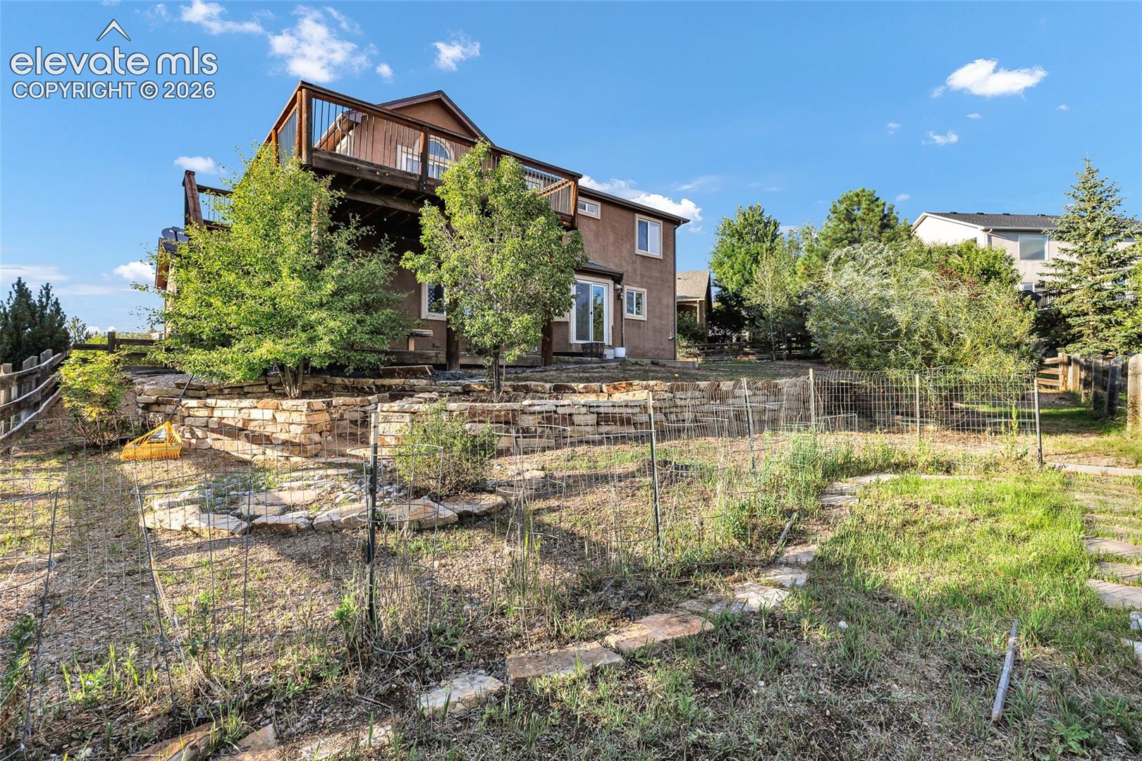 Listing photo 34 for 831 Merrimack River Way