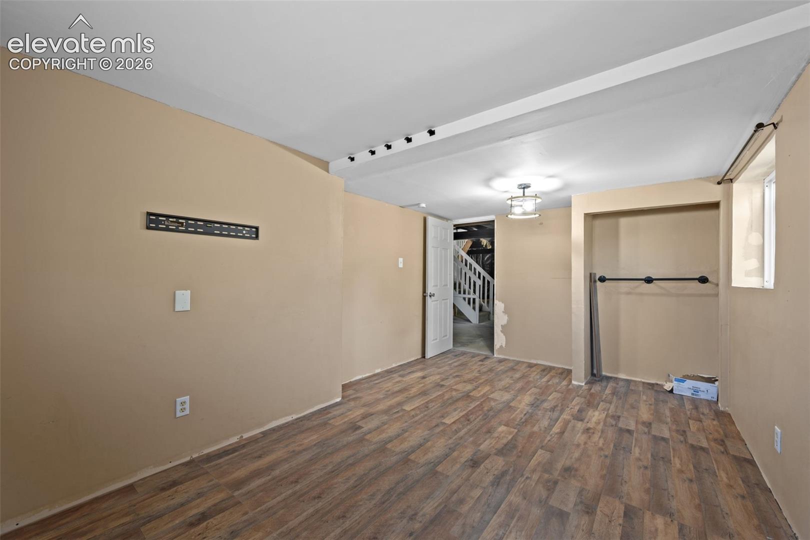Listing photo 31 for 311 Comanche Village Drive