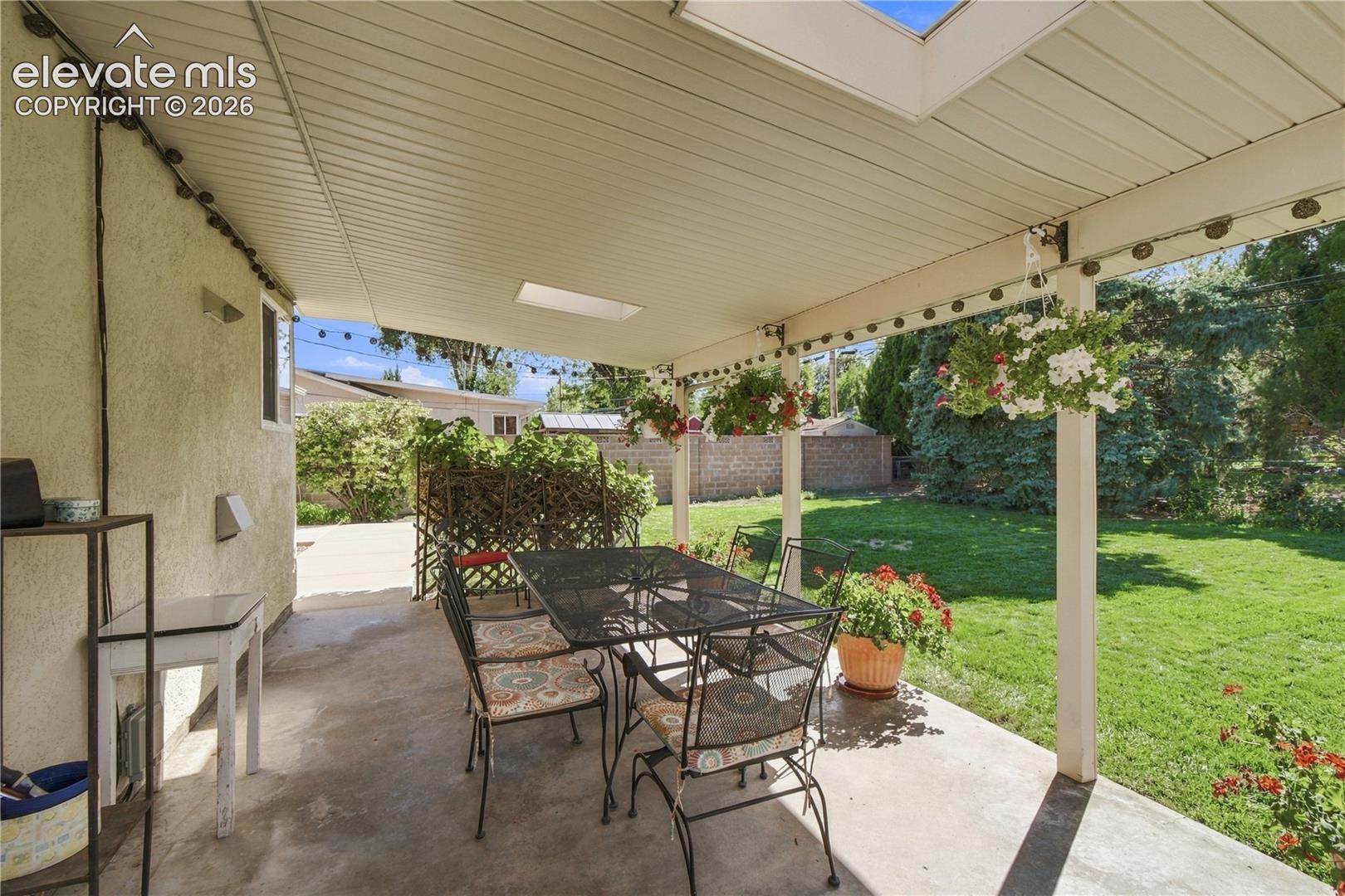 Listing photo 26 for 82 Amherst Avenue