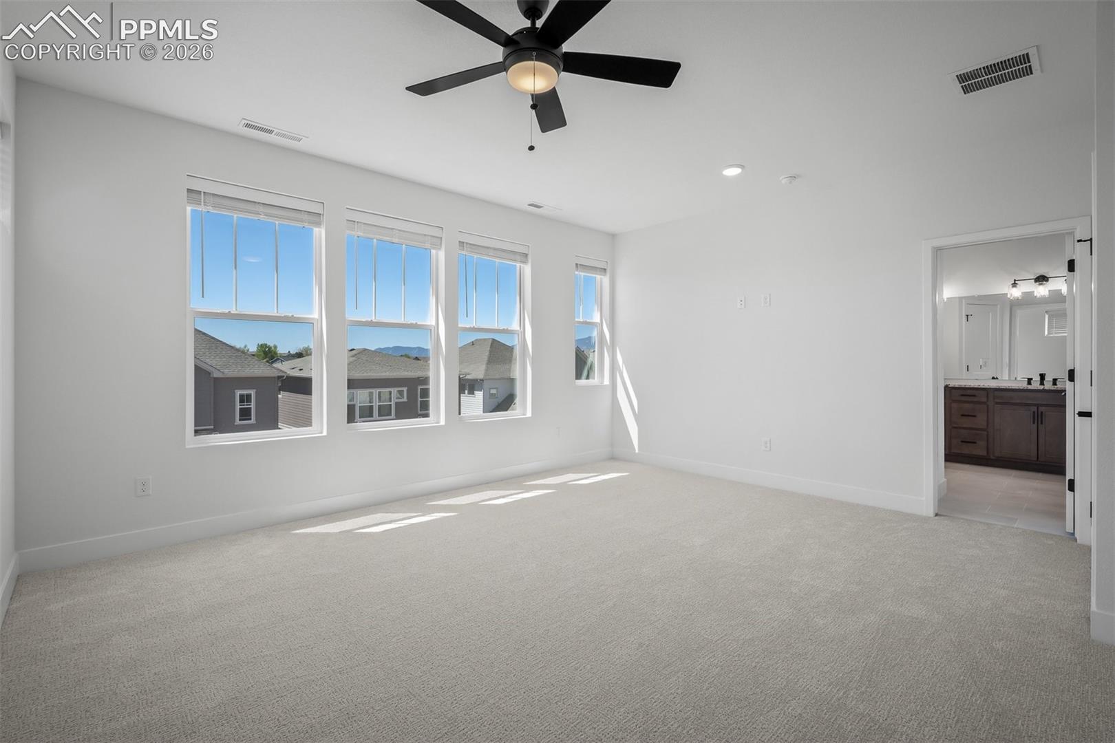 Listing photo 25 for 4684 Peak Crest View