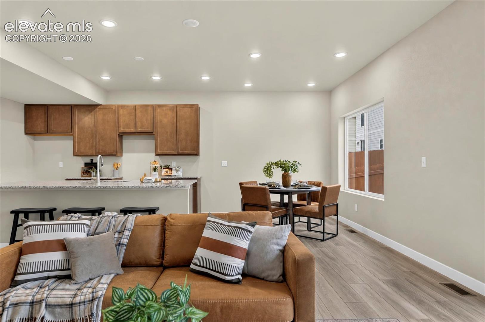 Listing photo 6 for 13644 Nederland Drive
