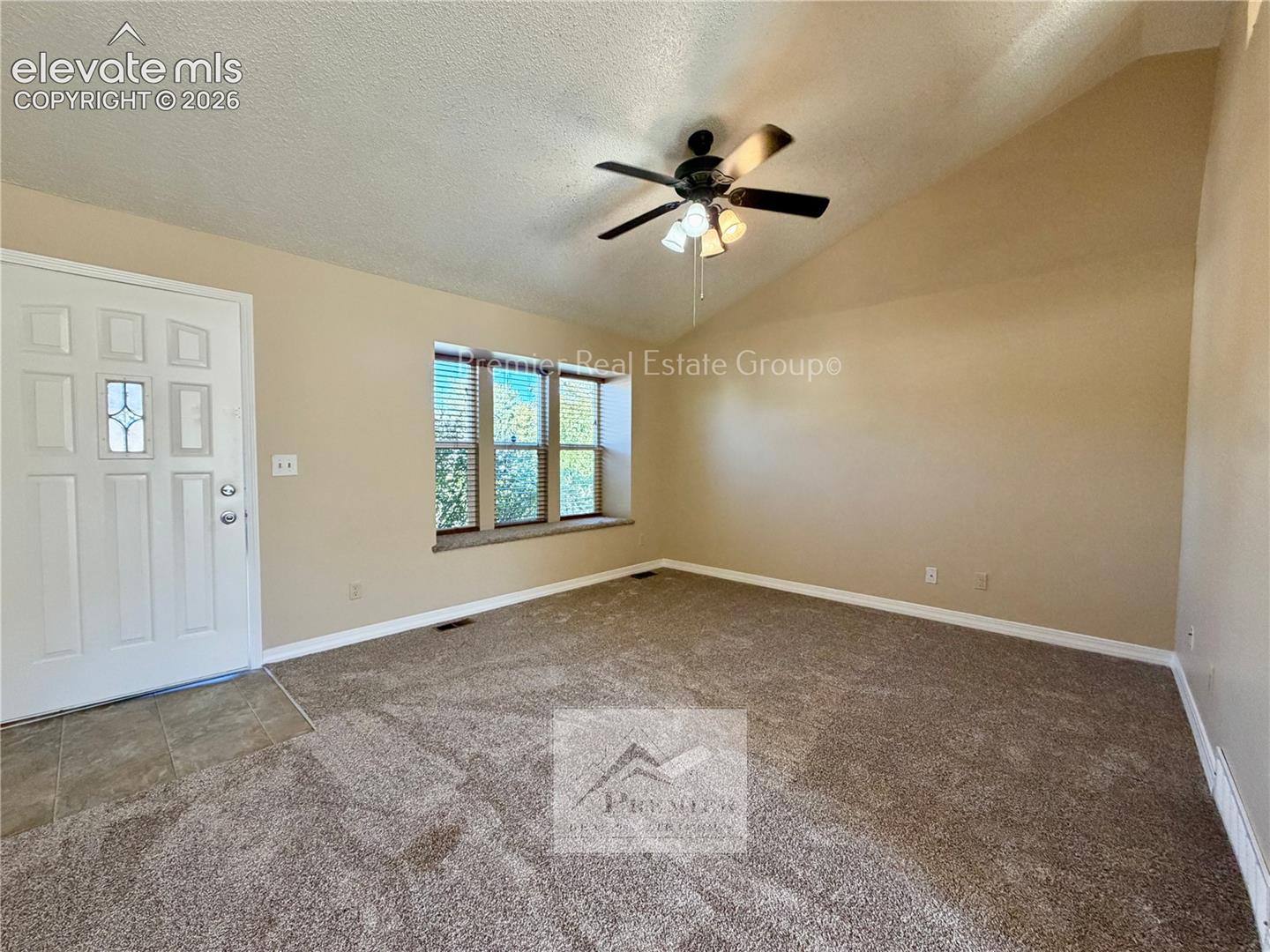 4225 Marlow Circle, photo 2