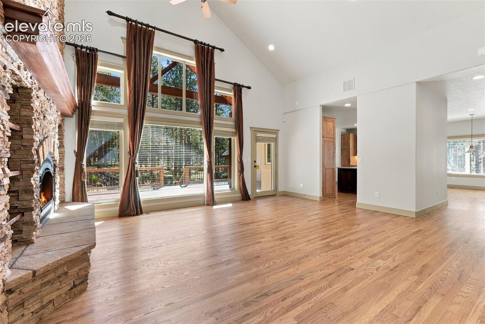 Listing photo 9 for 18825 Pagentry Place