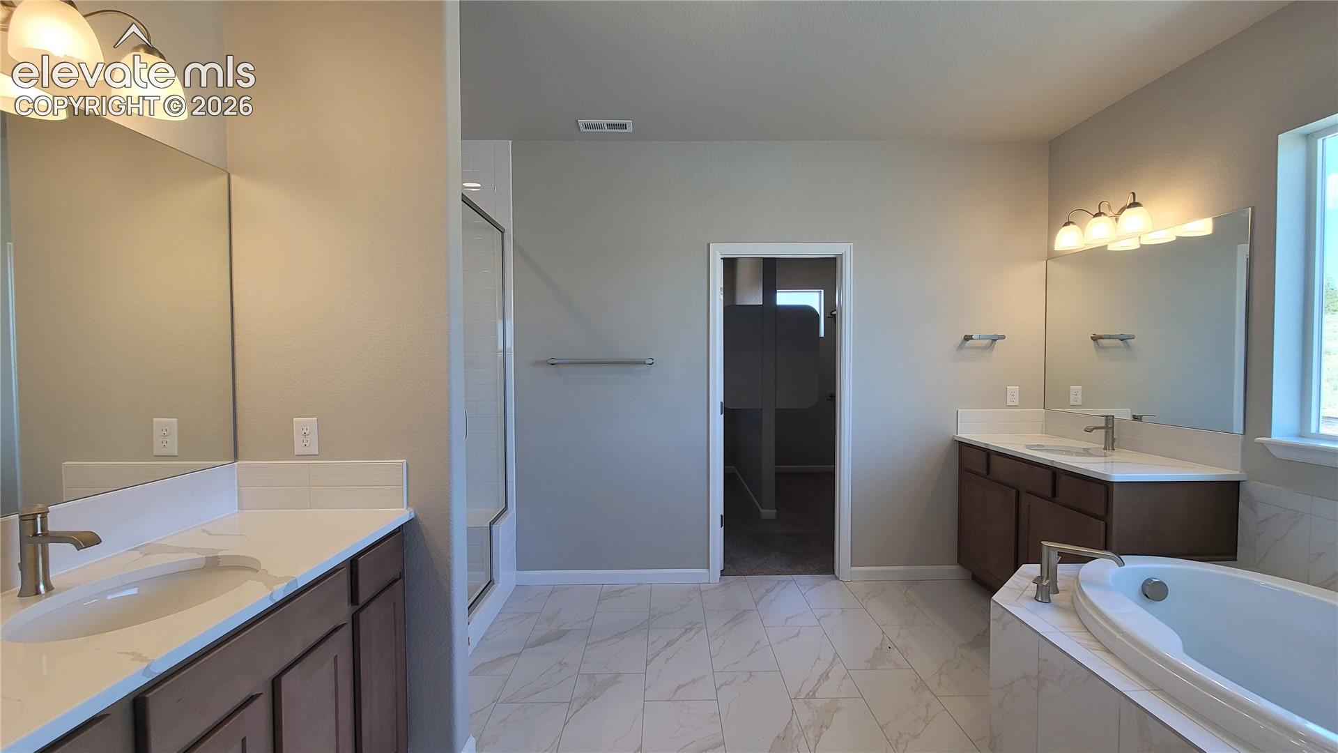 Listing photo 20 for 10651 Wolf Lake Drive