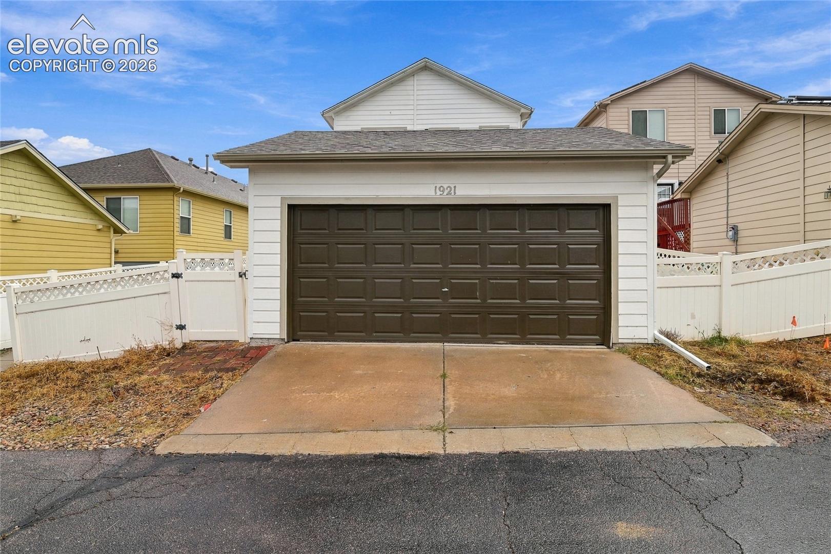 Listing photo 31 for 1921 Flintshire Street