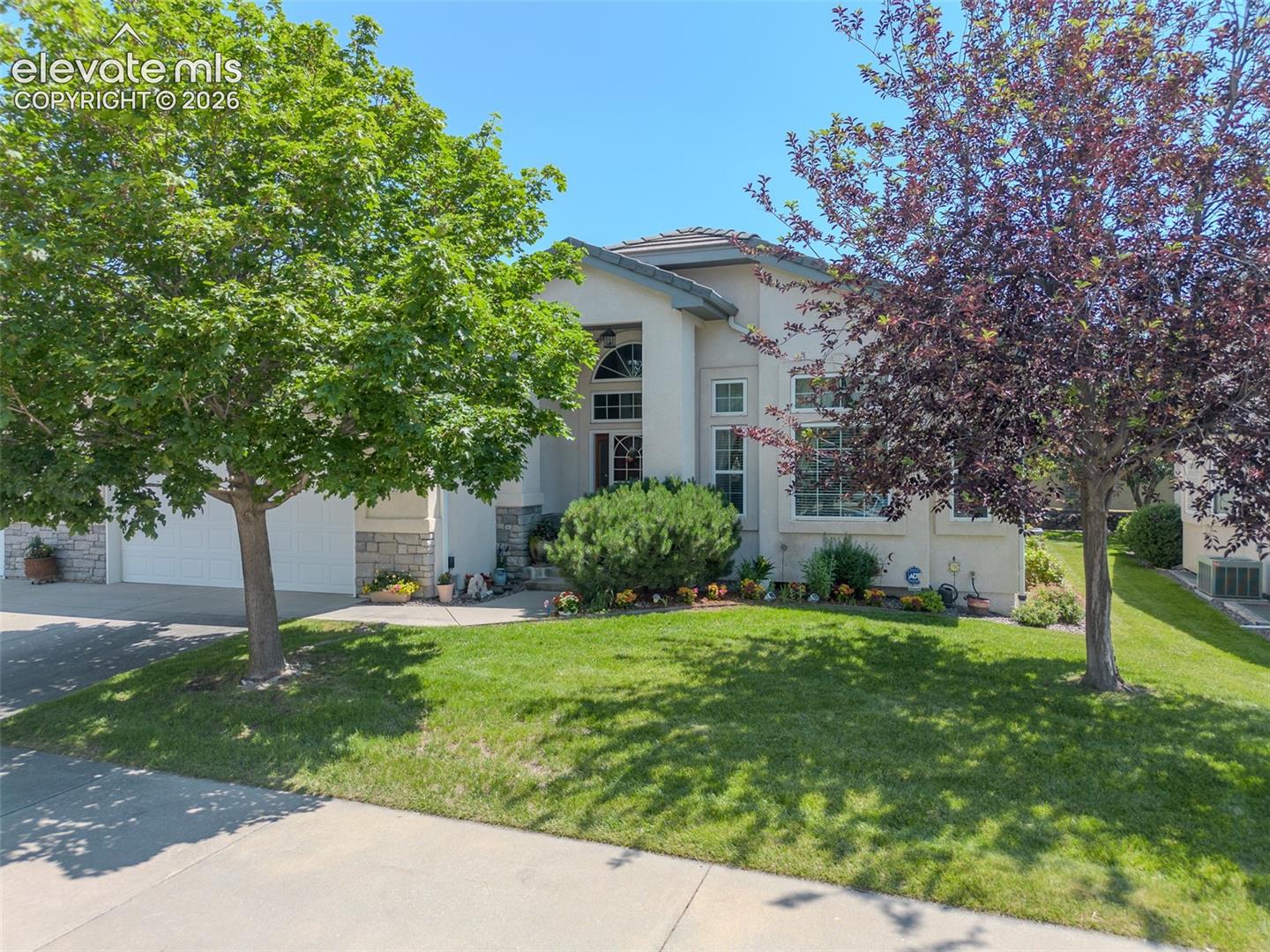 14359 Eagle Villa Grove