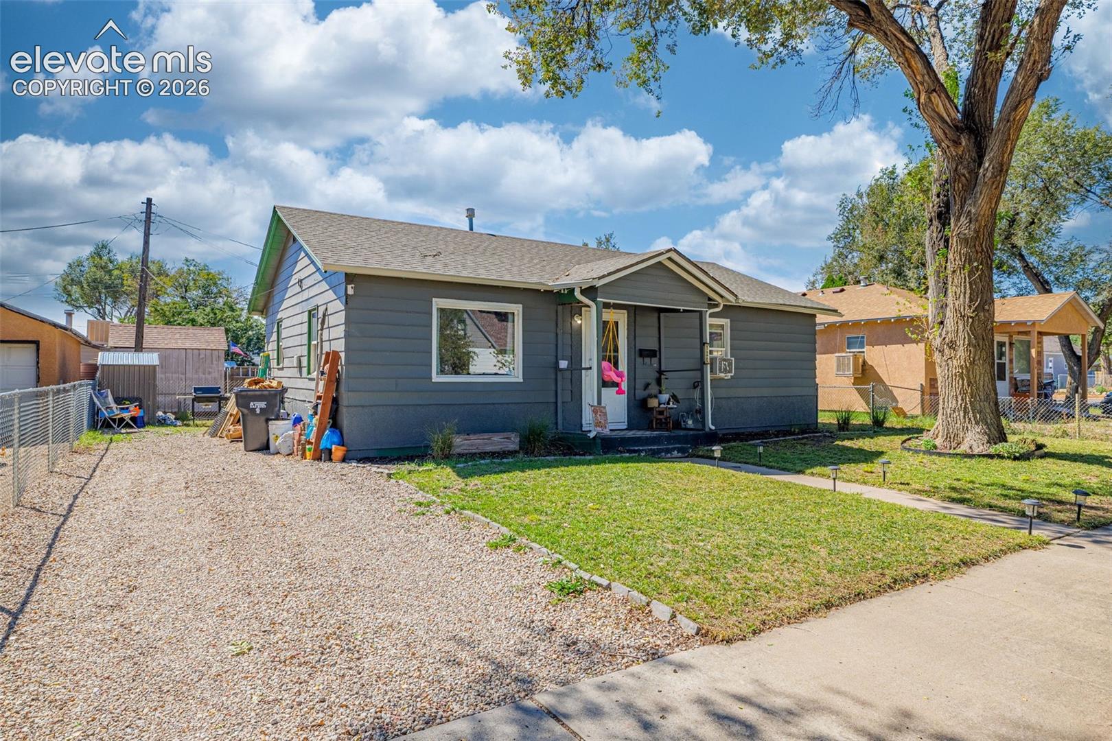 Listing photo 3 for 120 W 22nd Street