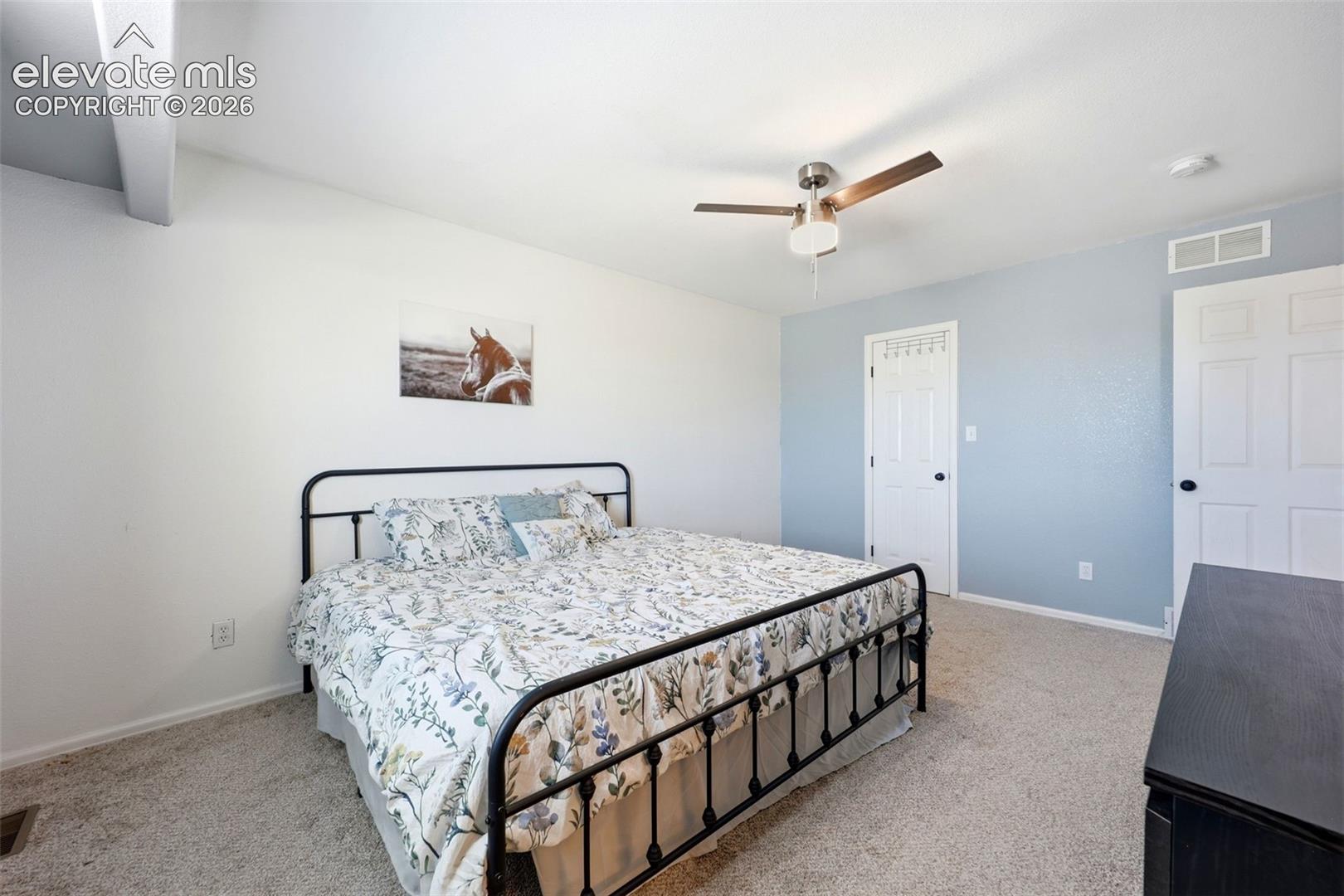Listing photo 20 for 1218 E Onizuka Lane