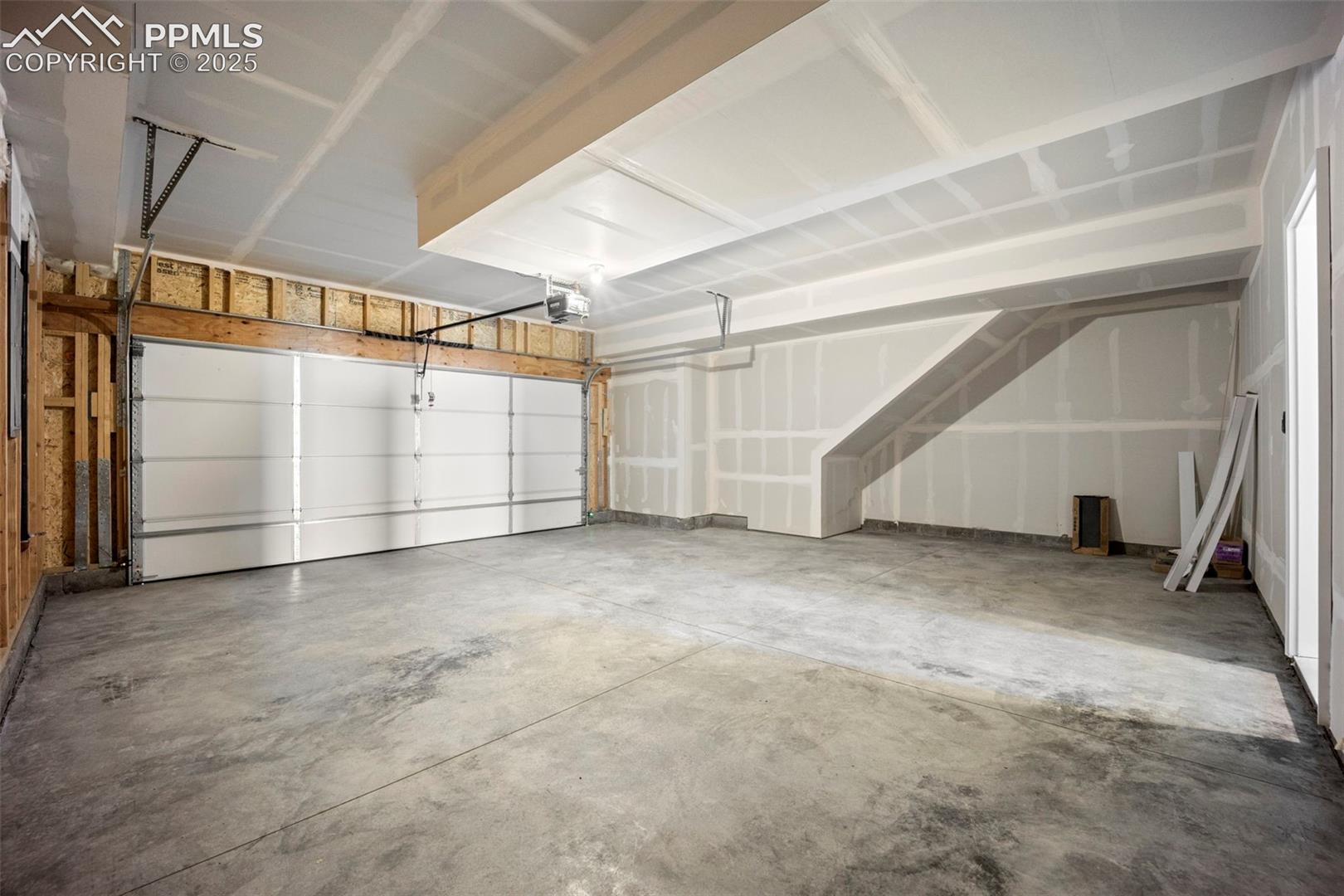 9258 Kurie Mine Lane, photo 16