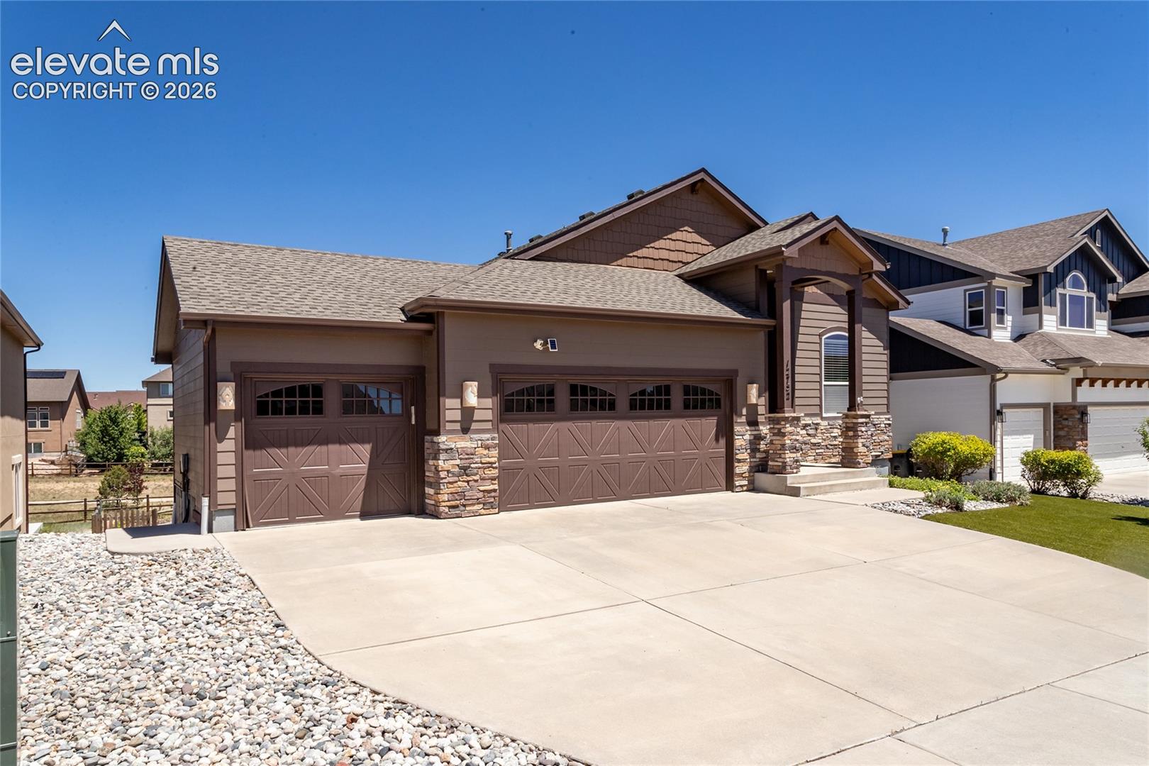 Listing photo 4 for 12752 Mt Oxford Place