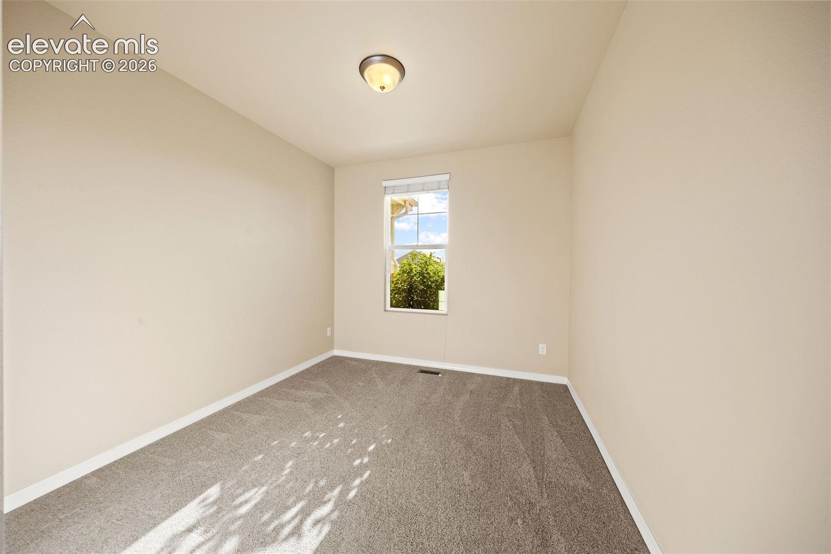 Listing photo 26 for 11386 San Luis Peak Way