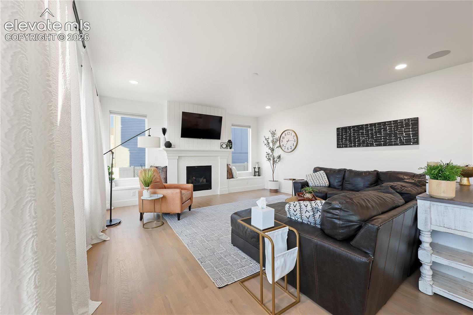 Listing photo 6 for 6538 Cumbre Vista Way