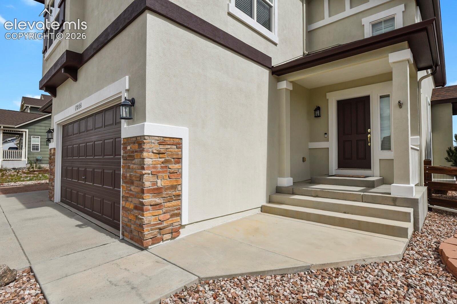 Listing photo 5 for 7914 Antelope Meadows Circle