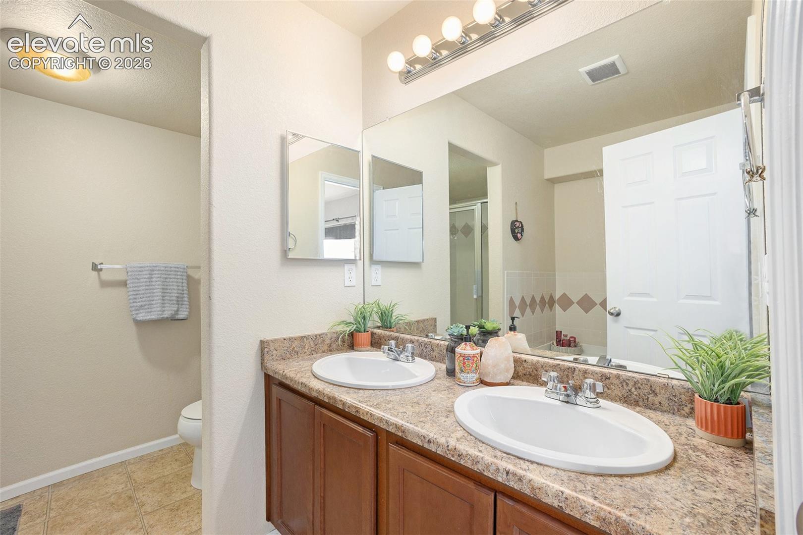 8317 Chasewood Loop, photo 8