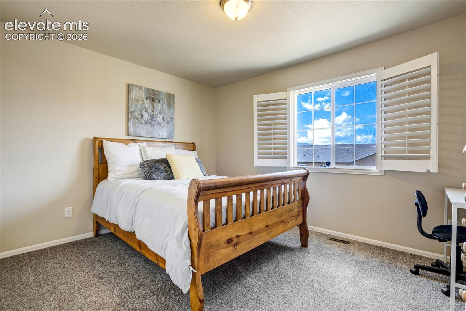 Listing photo 23 for 4766 Kerry Lynn View