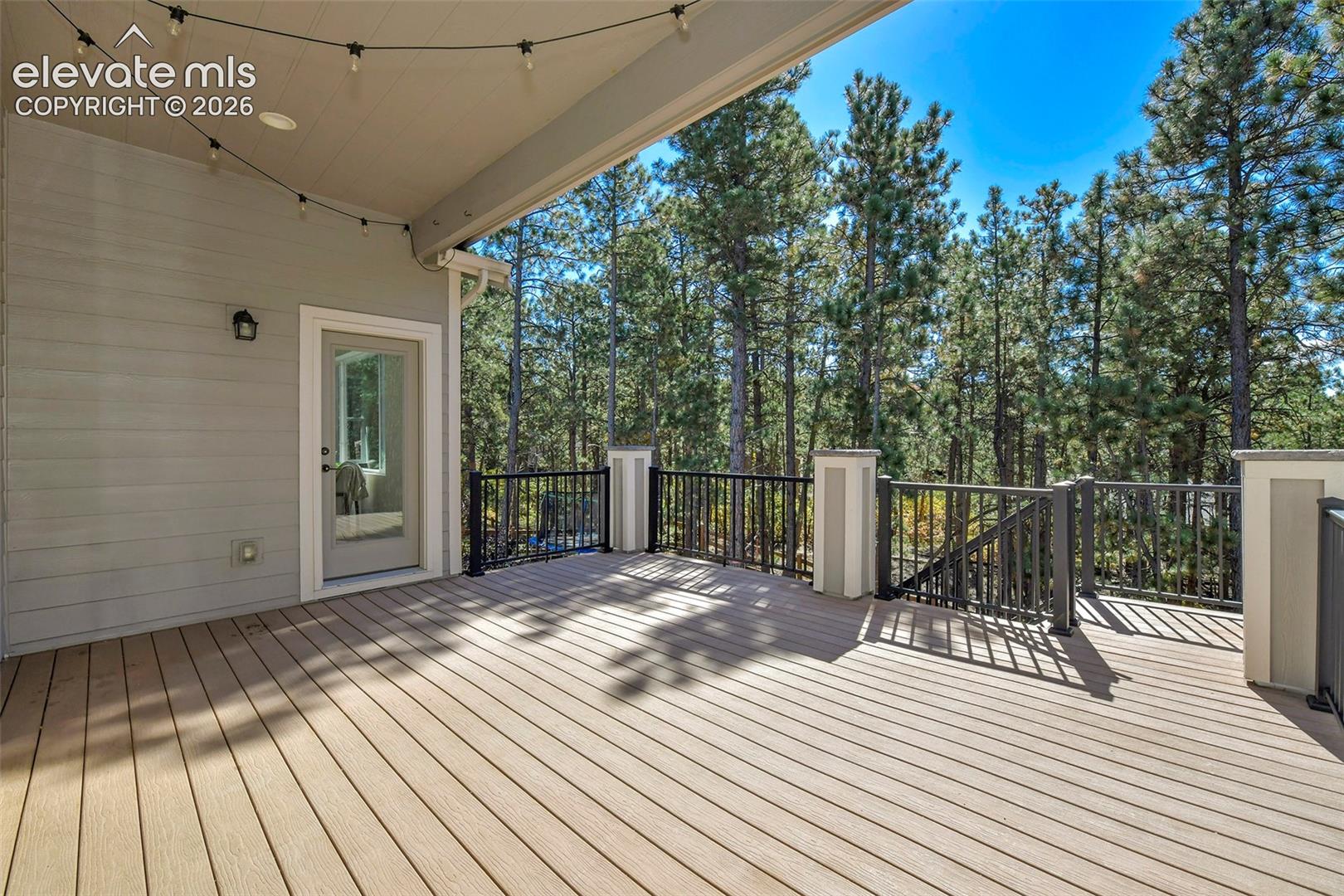 Listing photo 7 for 933 Tree Bark Terrace