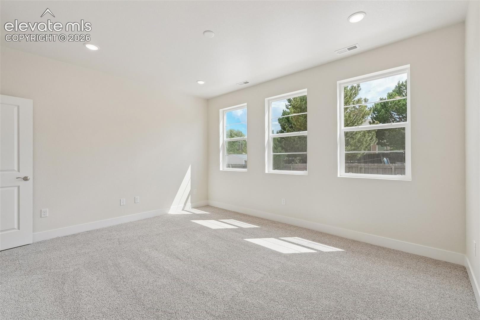 Listing photo 18 for 3005 Curly Grove