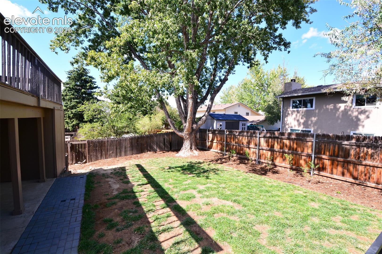 5020 Barcelona Way, photo 27