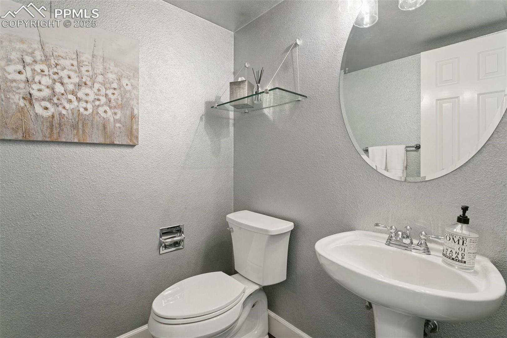 Listing photo 25 for 15510 Jessie Drive