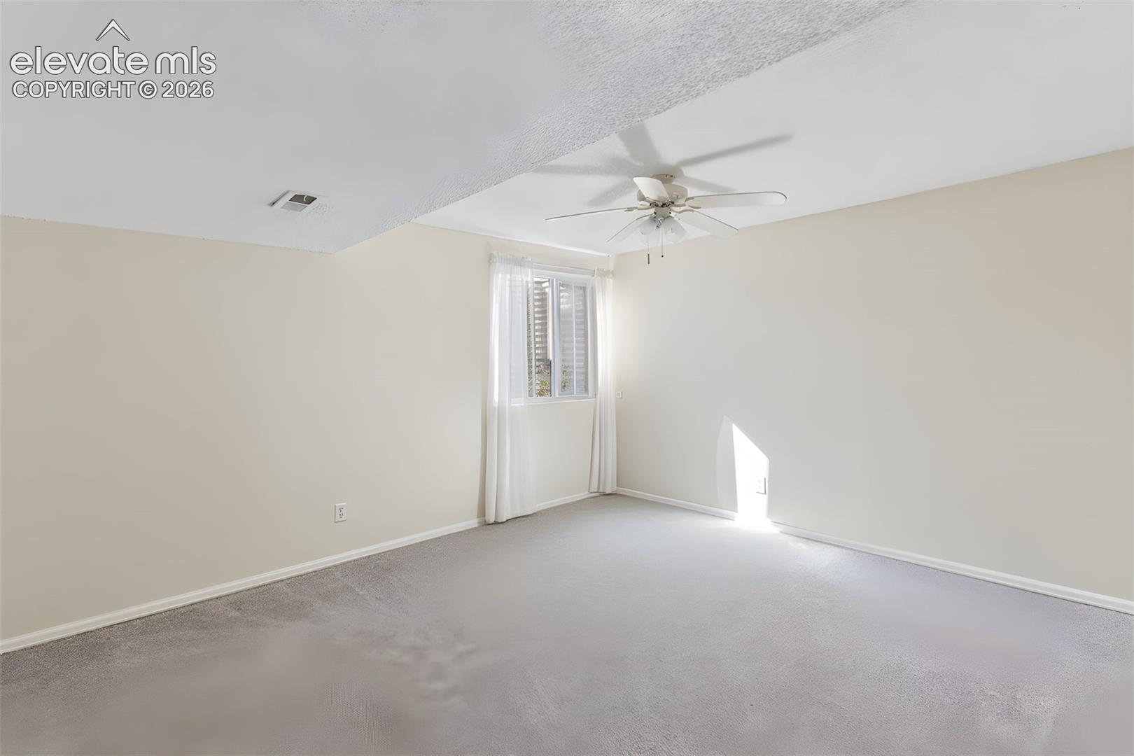 Listing photo 29 for 6420 Stonehedge Drive