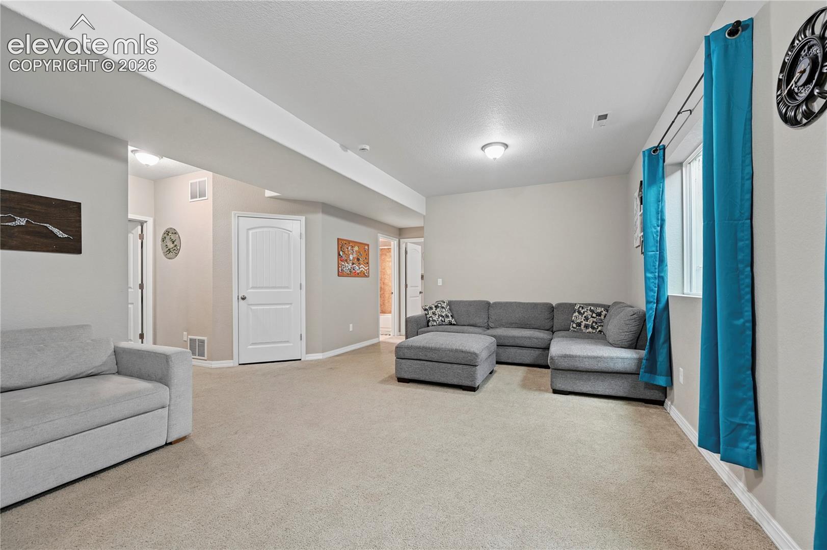 Listing photo 39 for 10637 Echo Canyon Drive