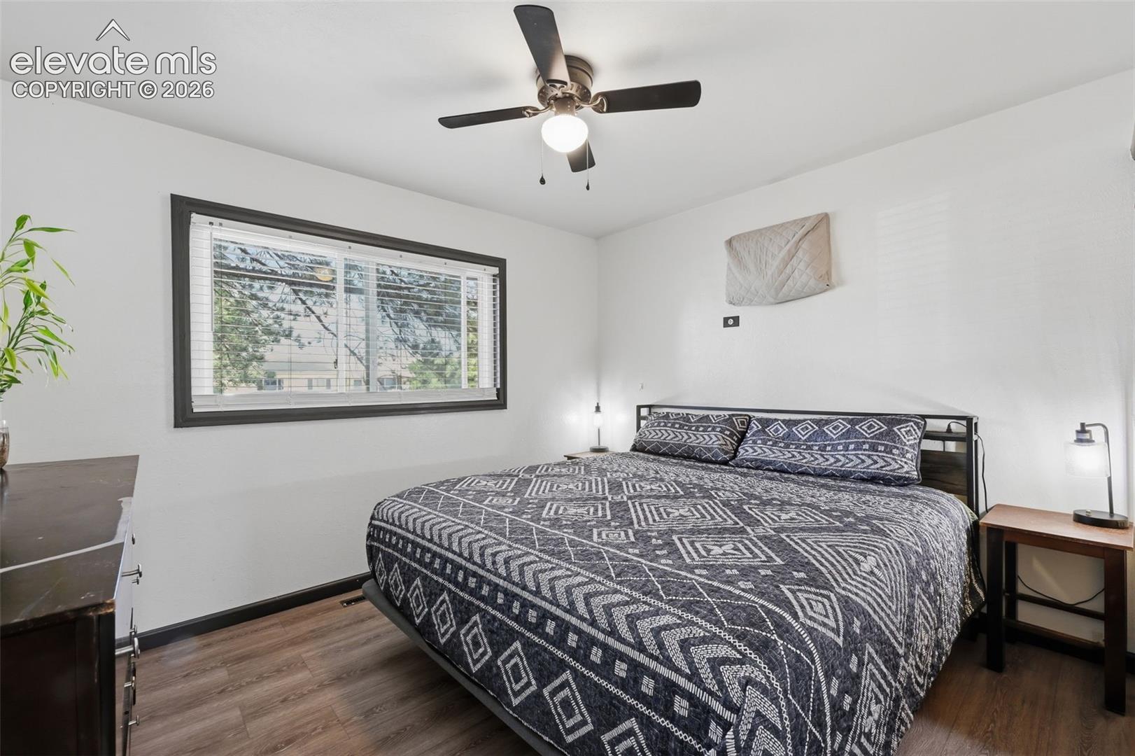 Listing photo 16 for 2637 Waldean Street