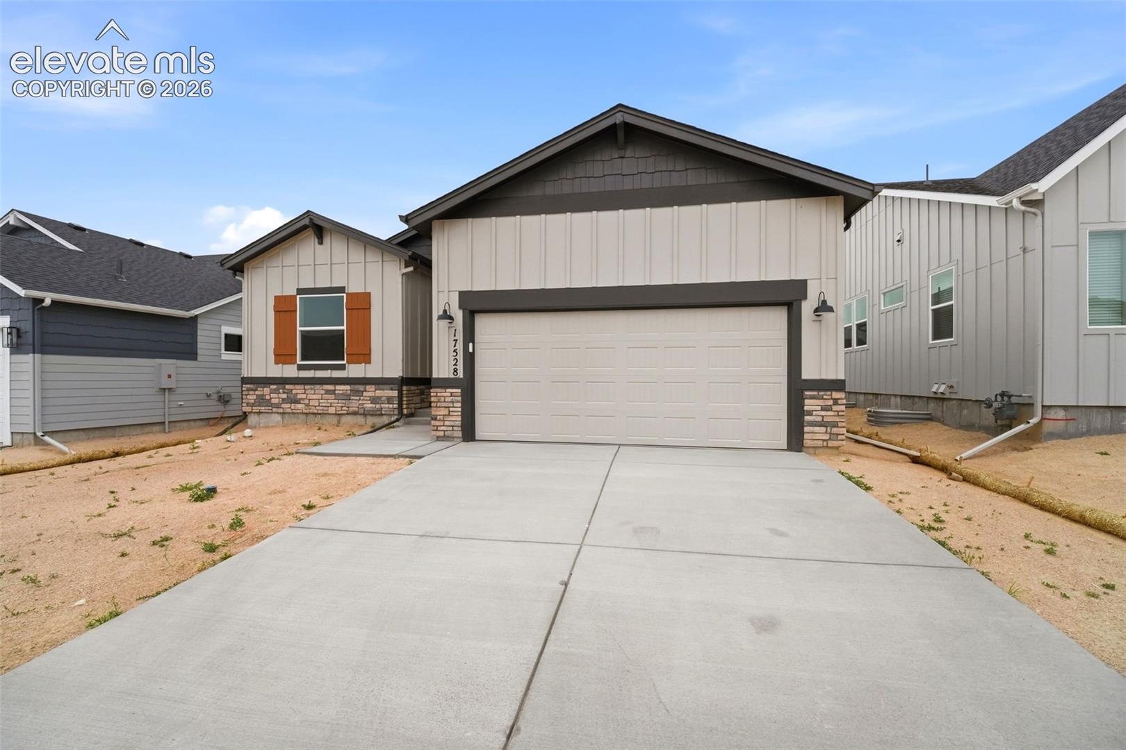 17528 Lucky Penny Lane