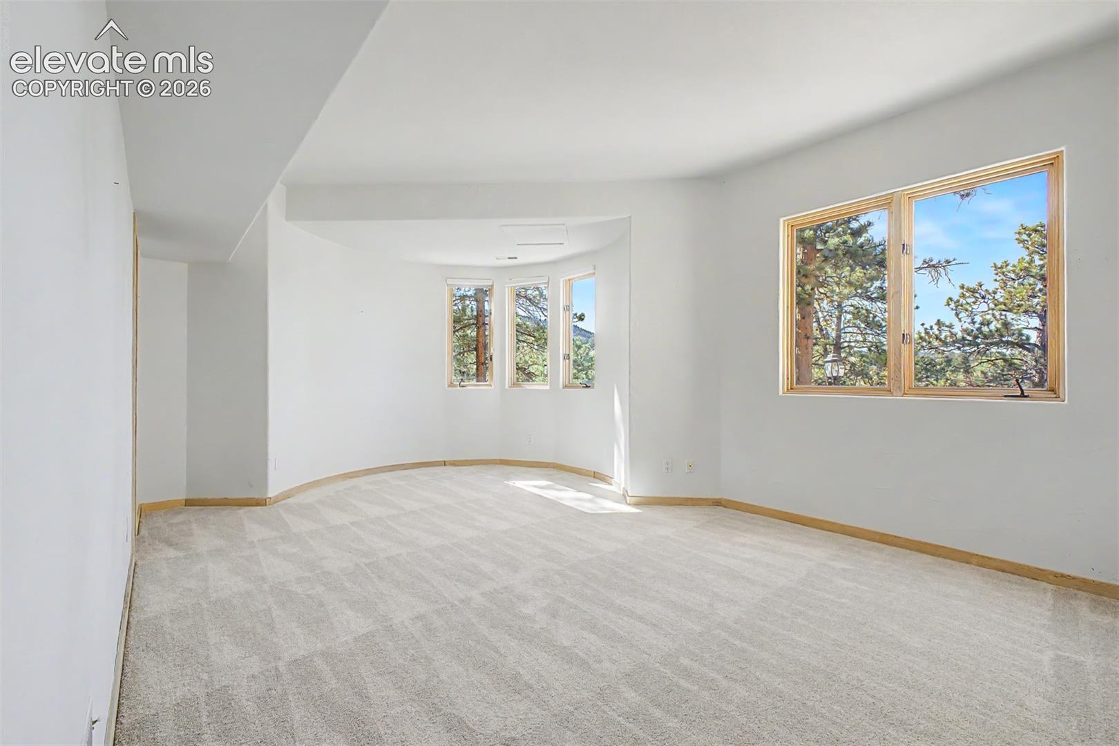 Listing photo 42 for 935 Castle Ridge Road