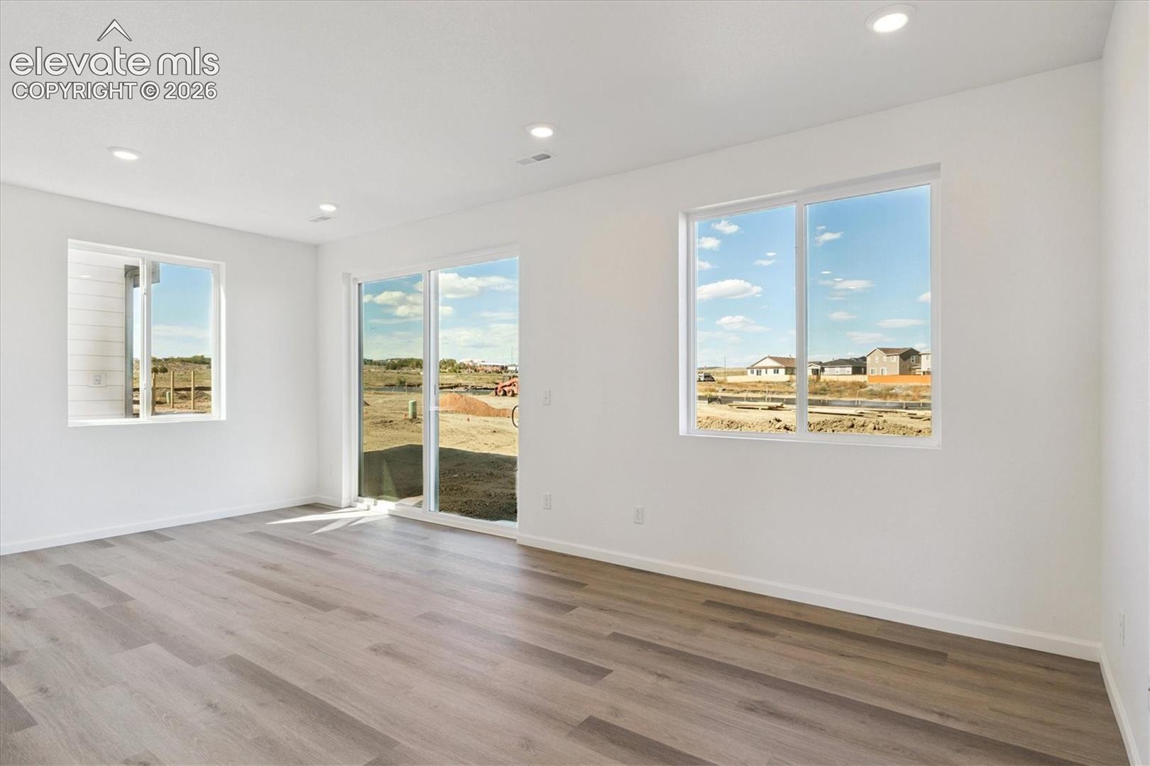 Listing photo 6 for 2513 Milano Way