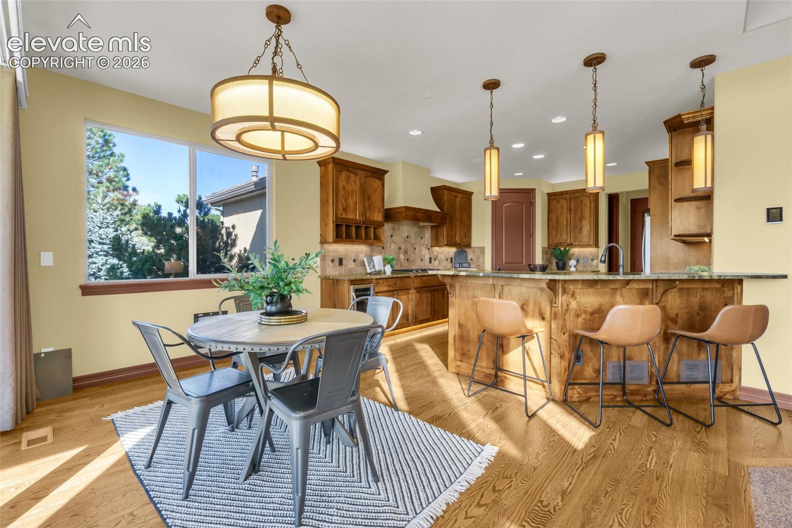 Listing photo 31 for 5671 Campina Way