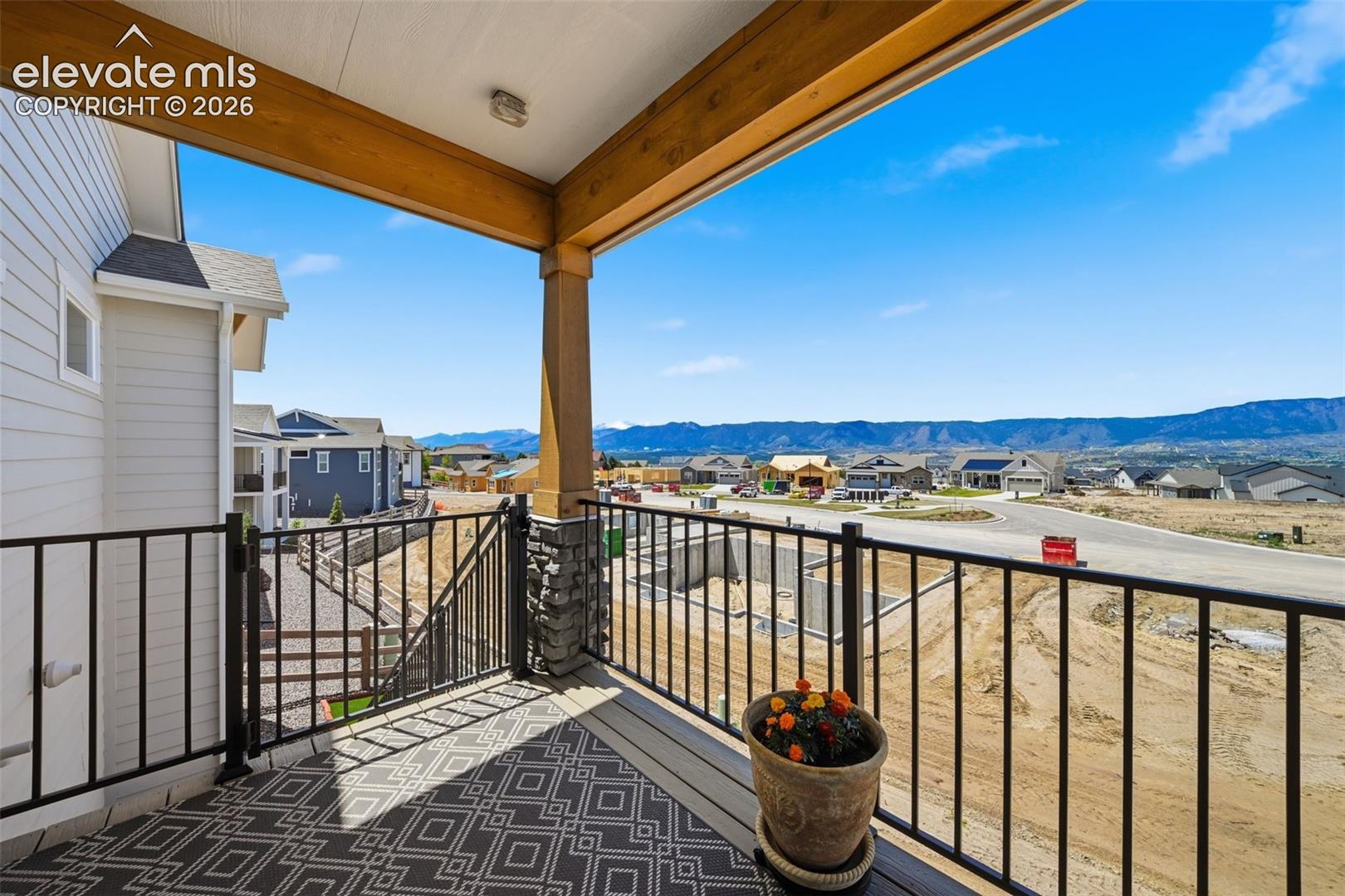Listing photo 37 for 16300 Monument Rock Court