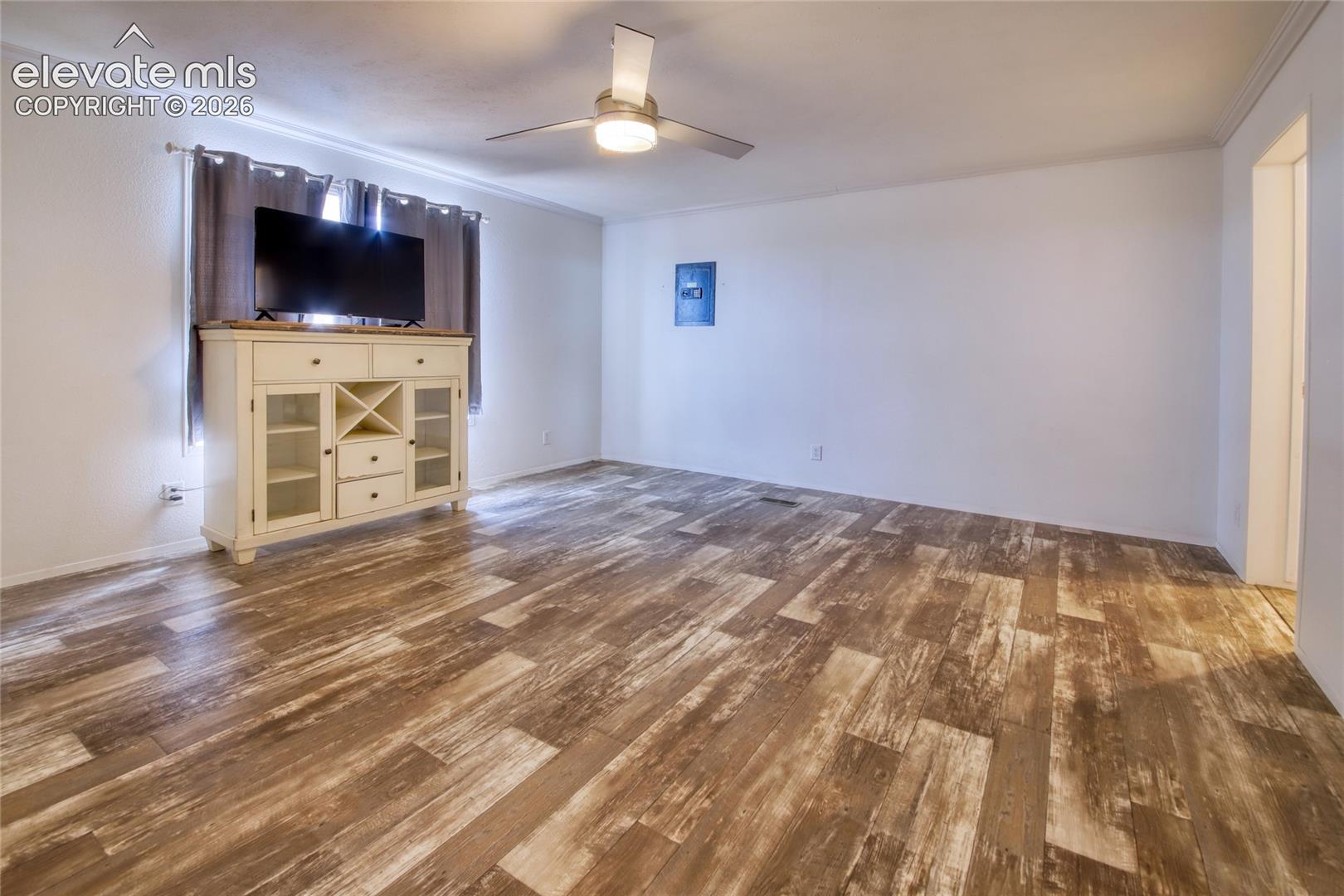 Listing photo 8 for 37188 Truckton Road