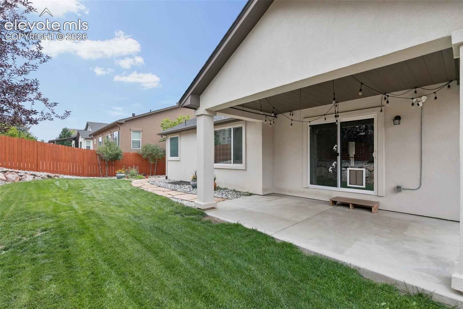 Listing photo 14 for 6840 Mustang Rim Drive