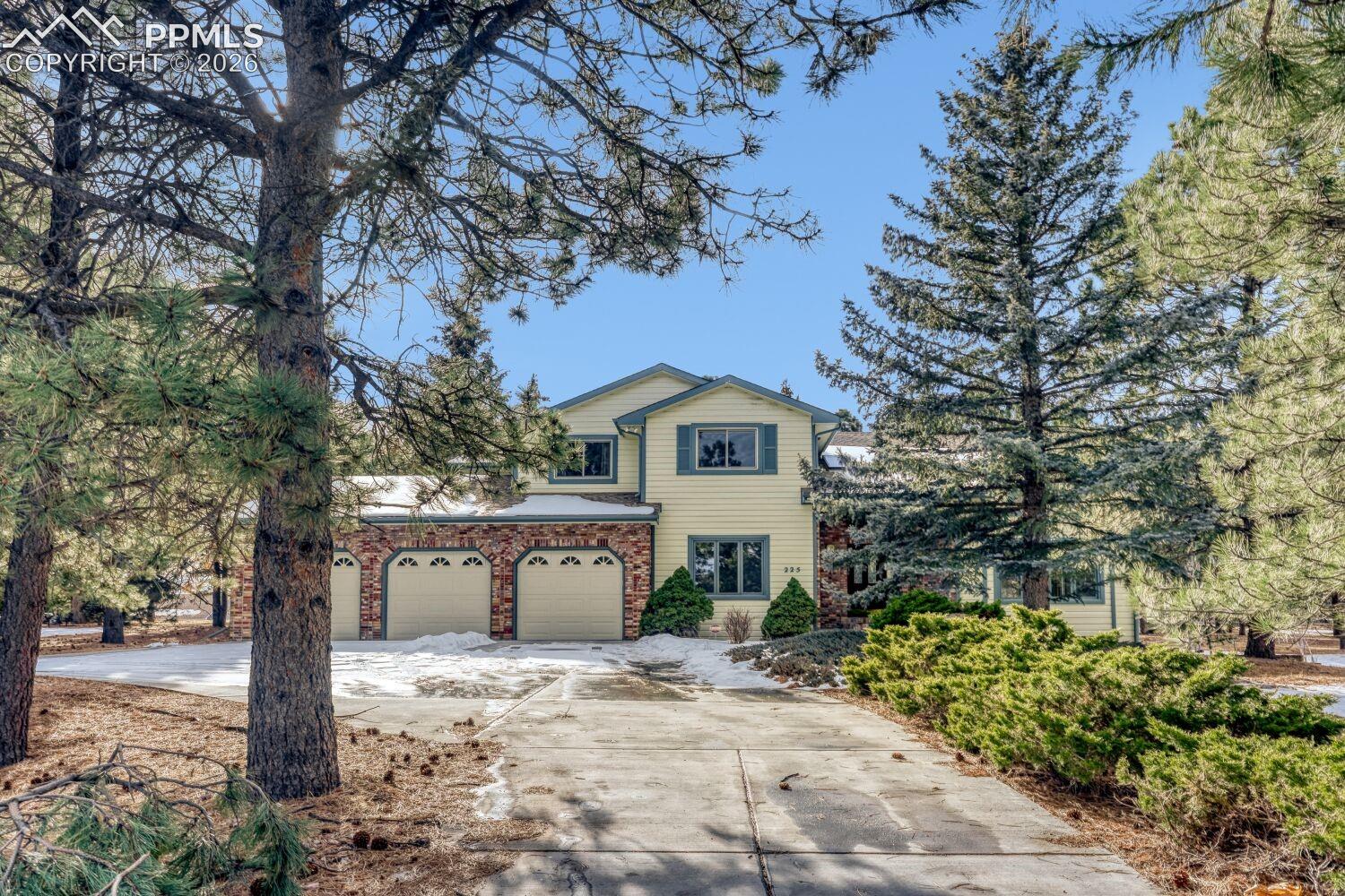225 Sugarbush Drive
