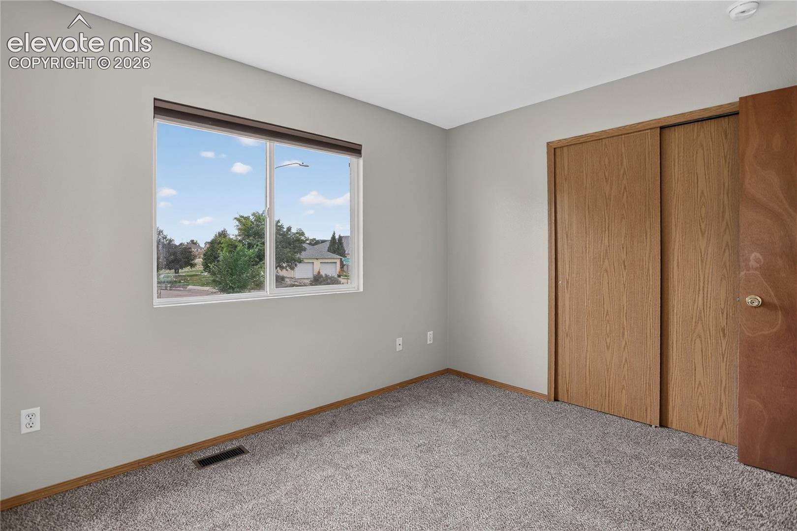 Listing photo 24 for 3046 W 22nd Street
