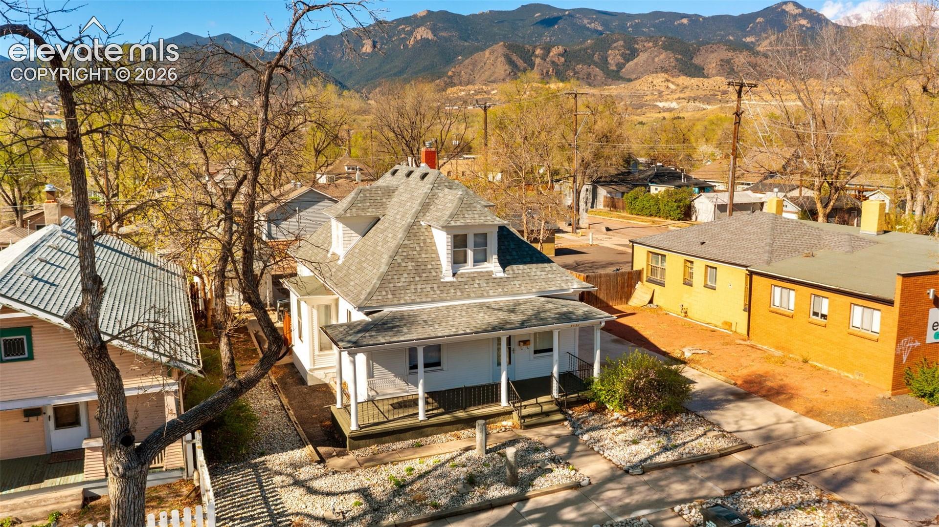 Listing photo 6 for 1919 W Colorado Avenue