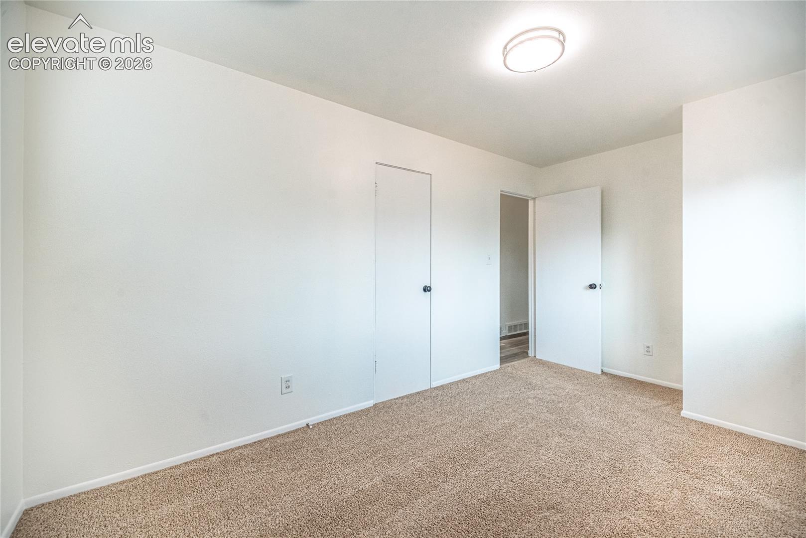Listing photo 19 for 417 Linda Vista Drive