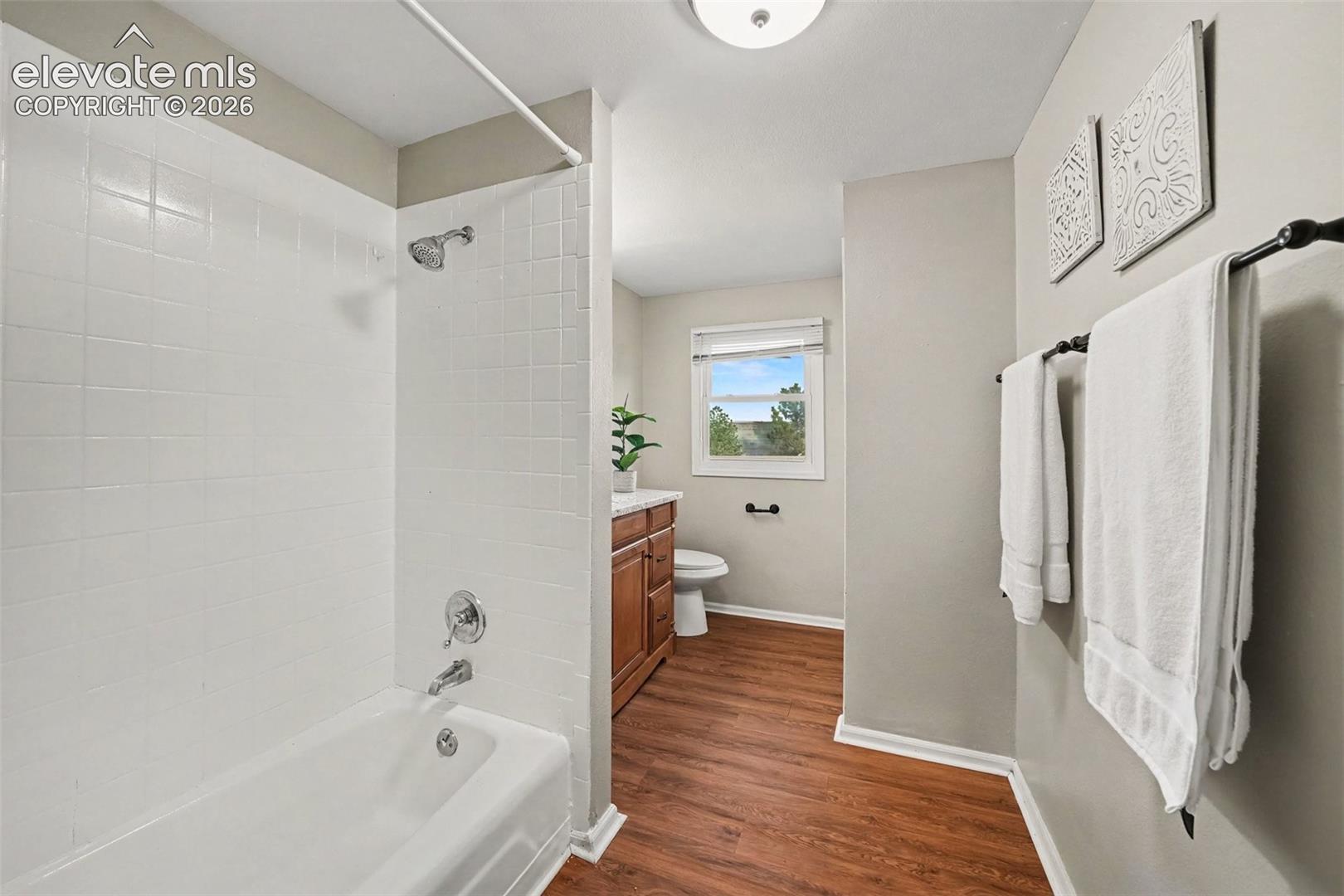 Listing photo 11 for 1275 Berglind Road