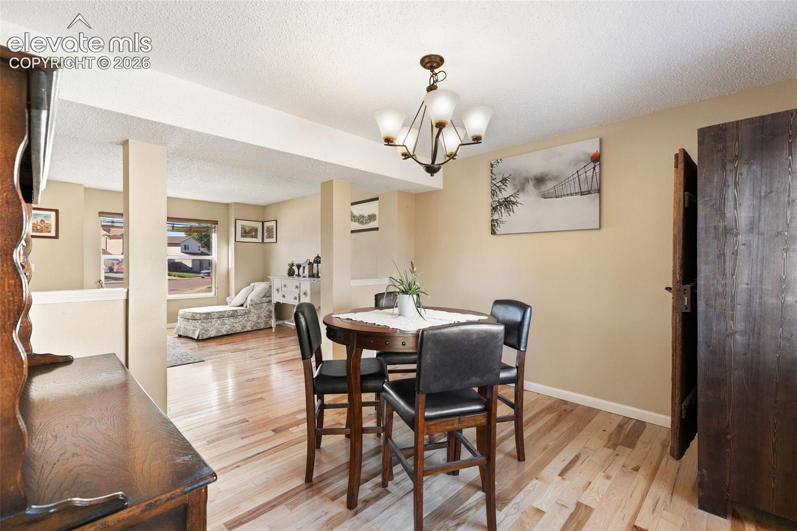 Listing photo 11 for 1150 Pipestone Court
