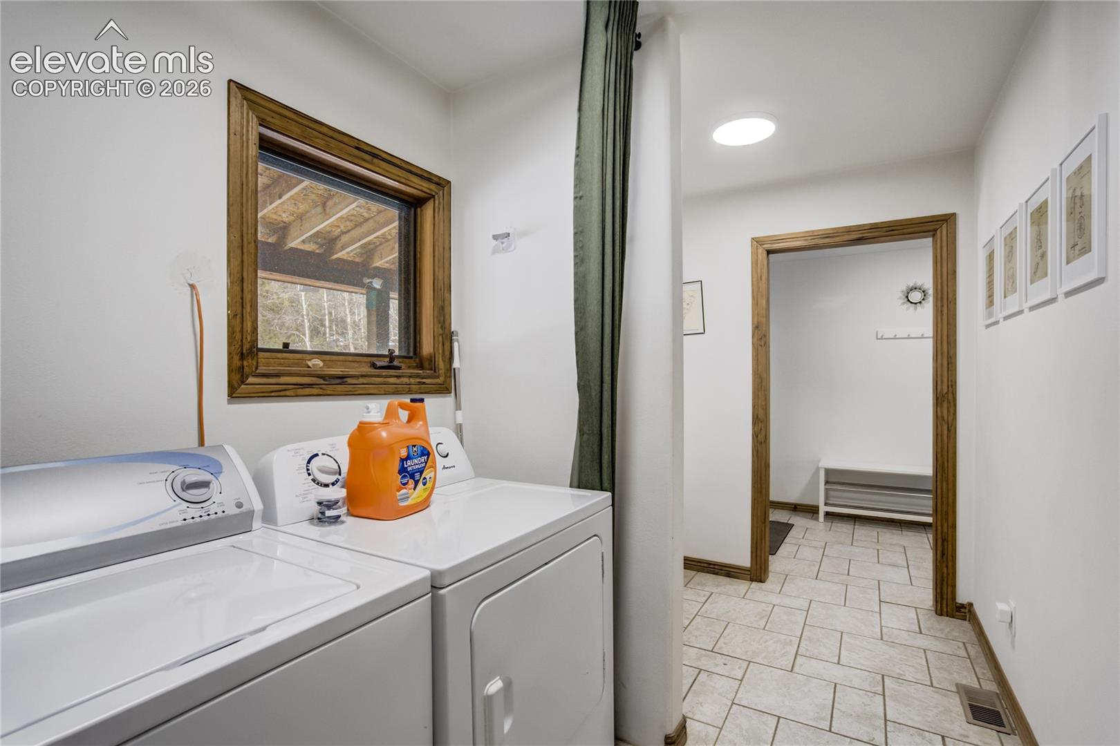 Listing photo 19 for 10665 S Highway 67