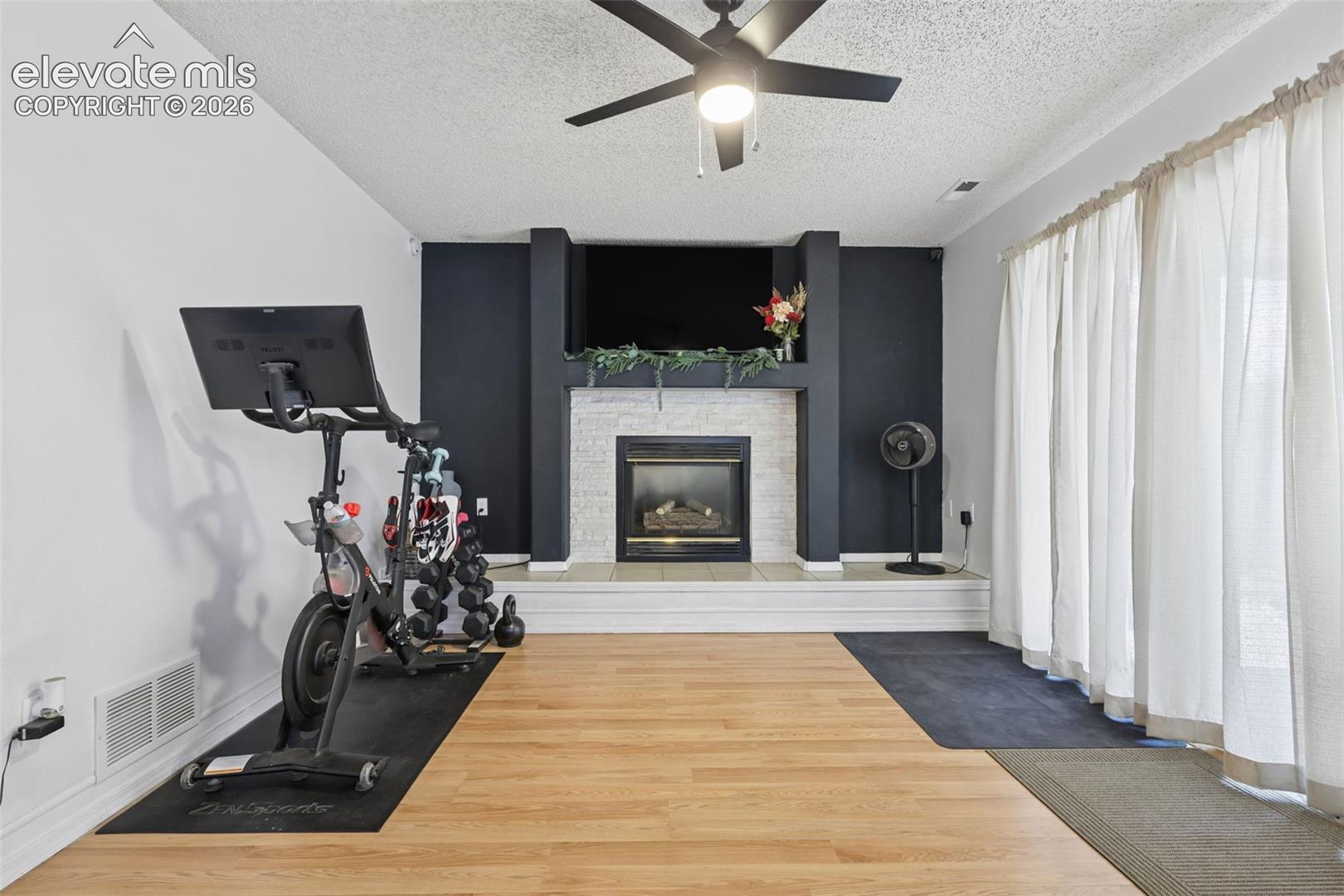 Listing photo 9 for 601 Rye Ridge Road