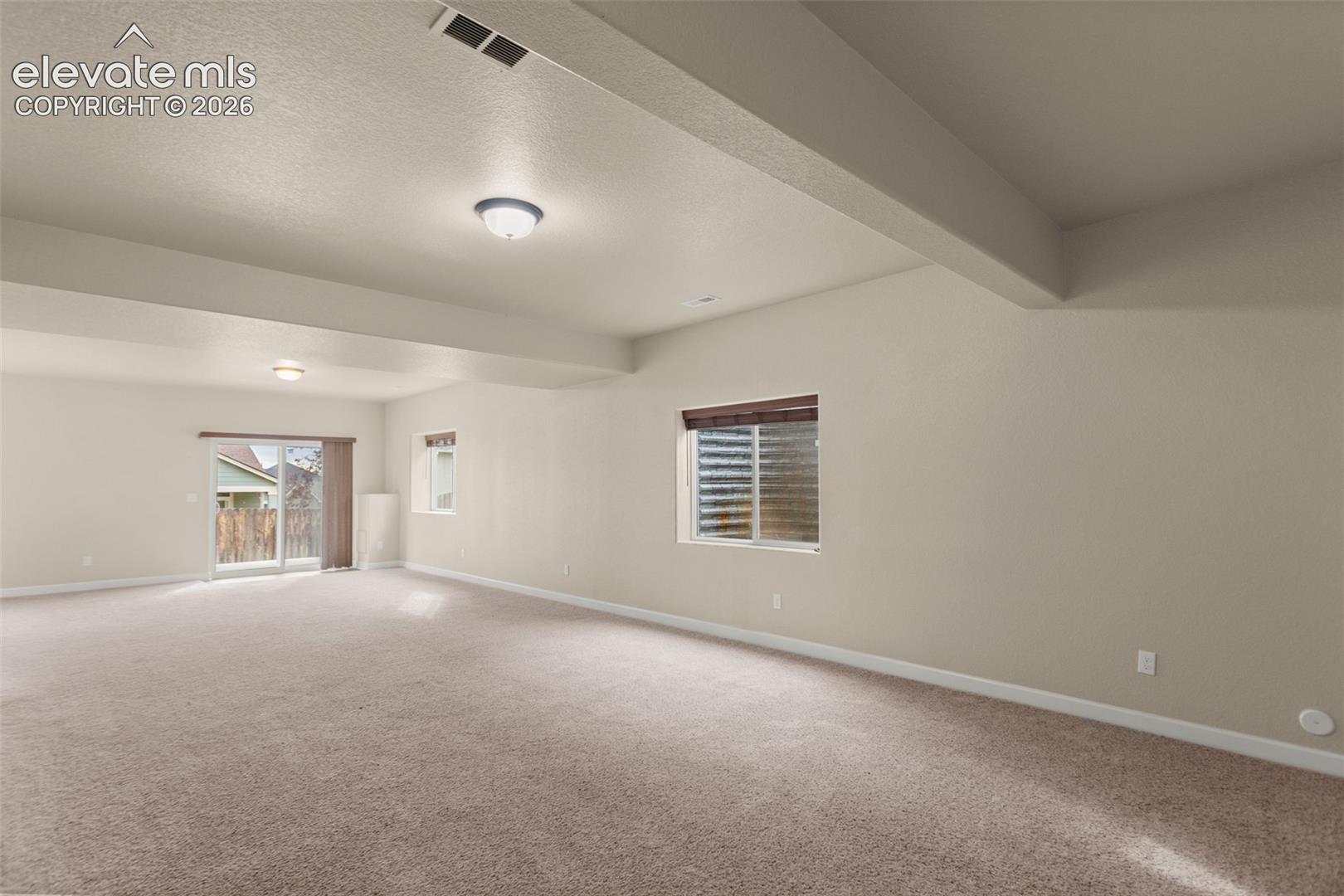 Listing photo 19 for 7551 Dutch Loop
