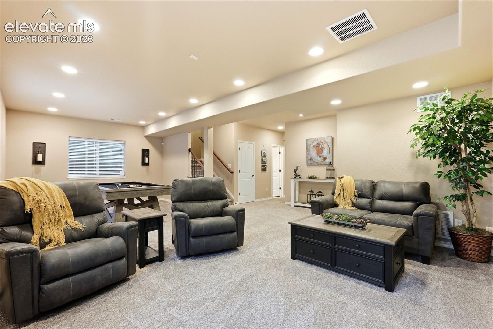 Listing photo 23 for 233 Coyote Willow Drive