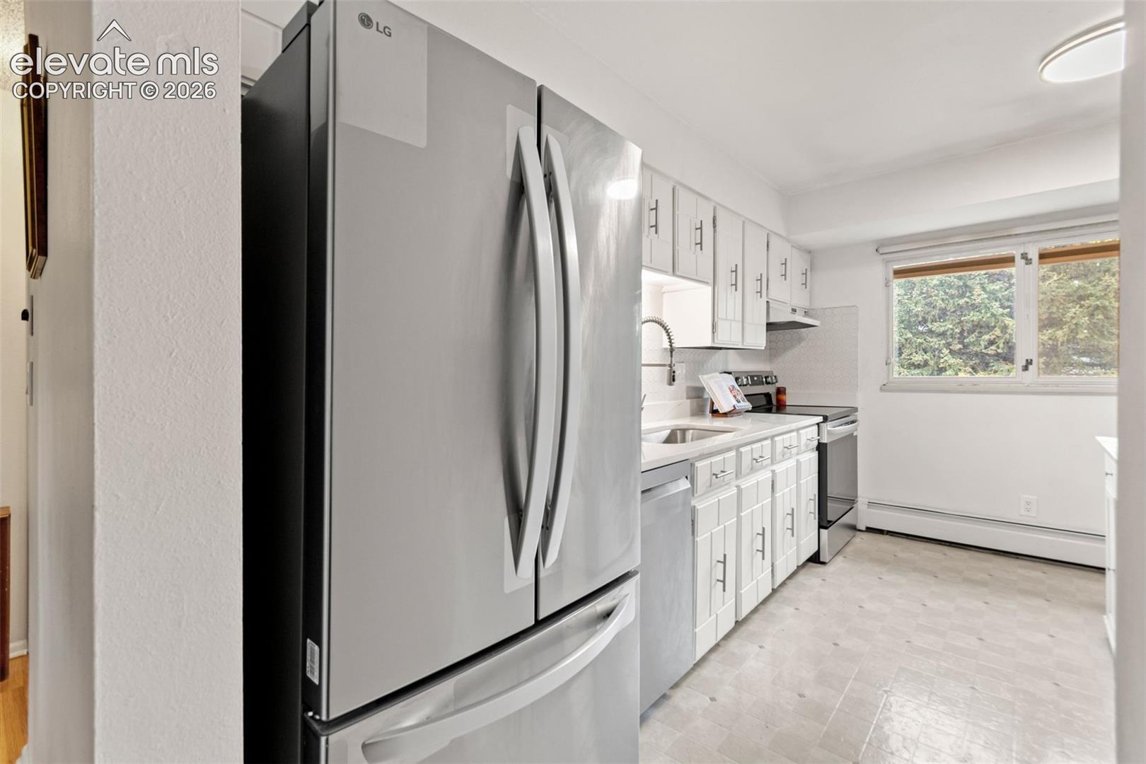 Listing photo 22 for 2801 S Reed Street