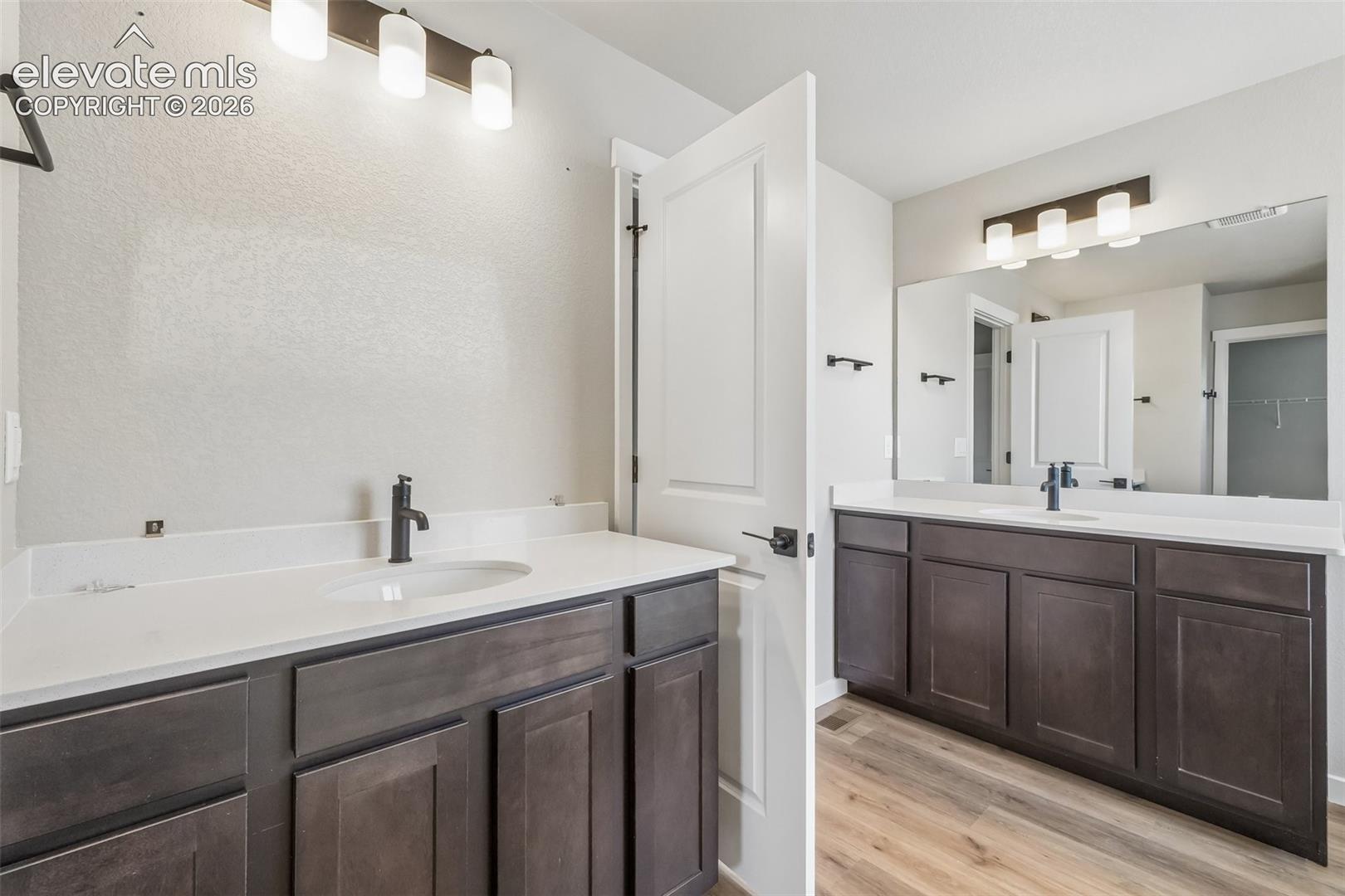 Listing photo 31 for 9696 Blaurock Drive