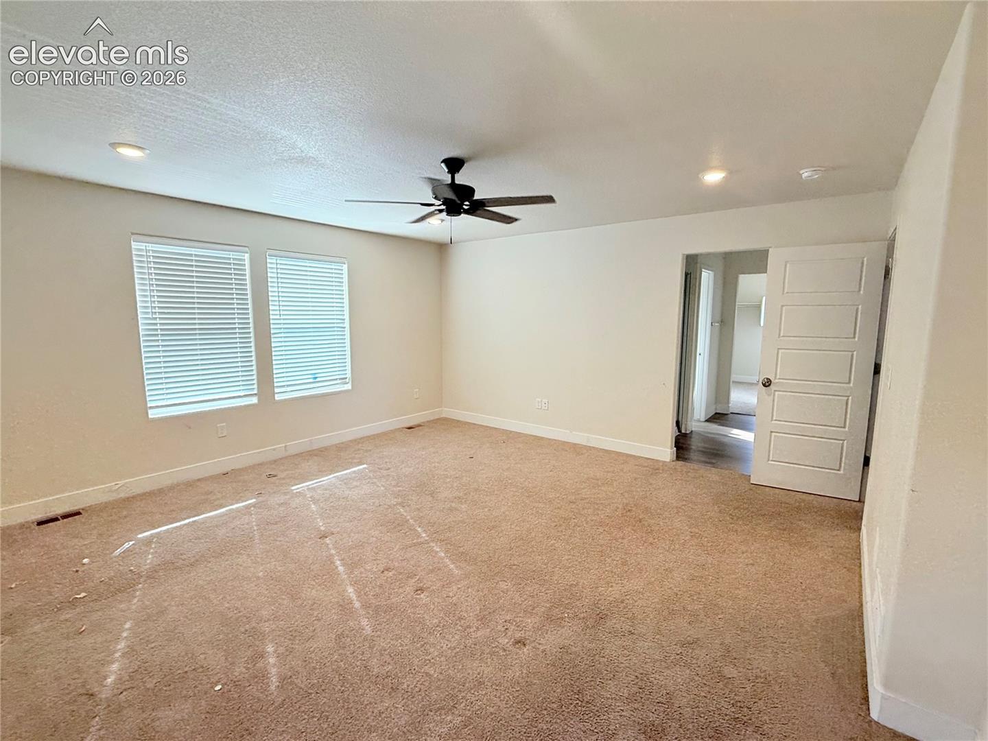 Listing photo 15 for 12644 Enclave Scenic Drive
