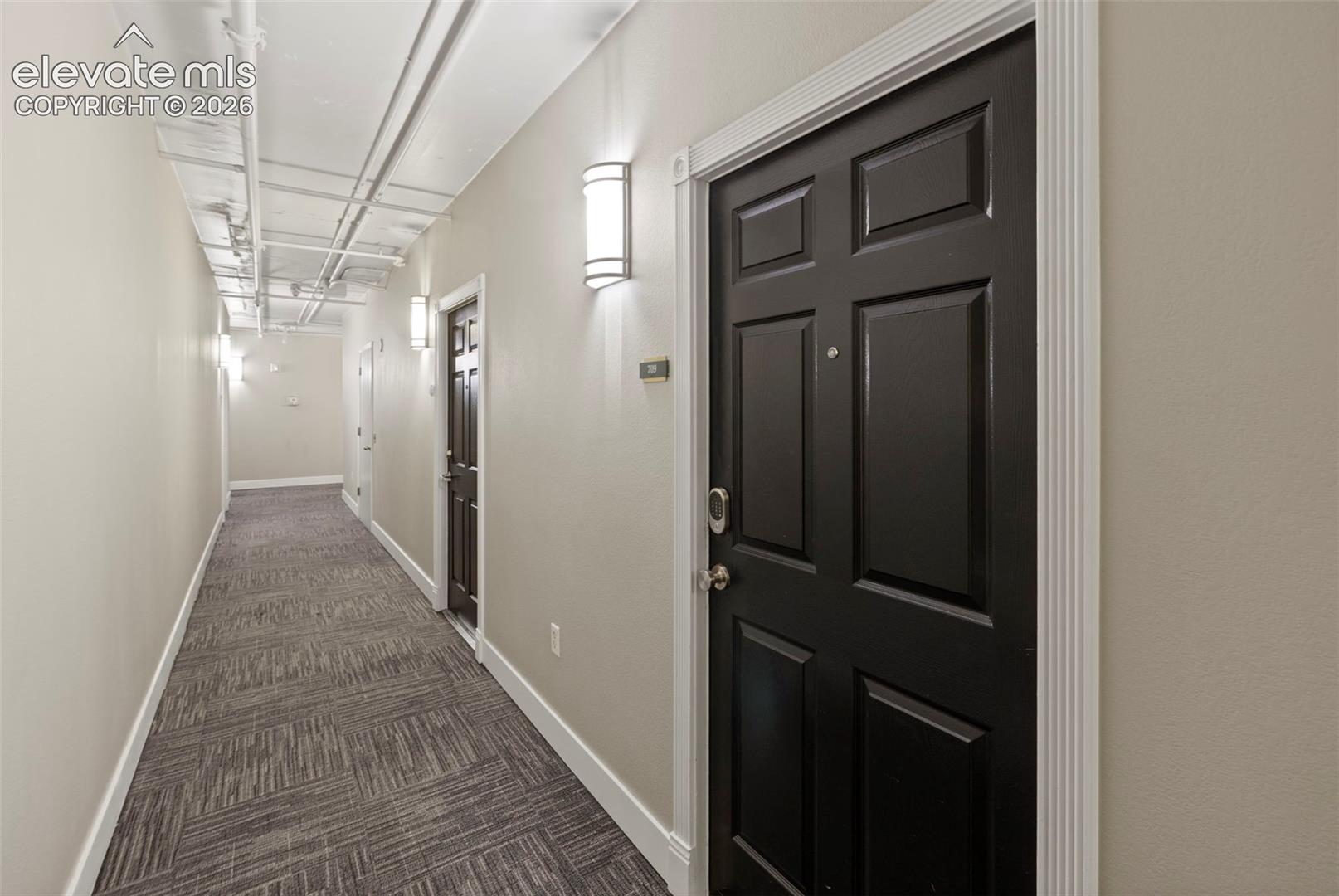 Listing photo 8 for 444 17th Street 709