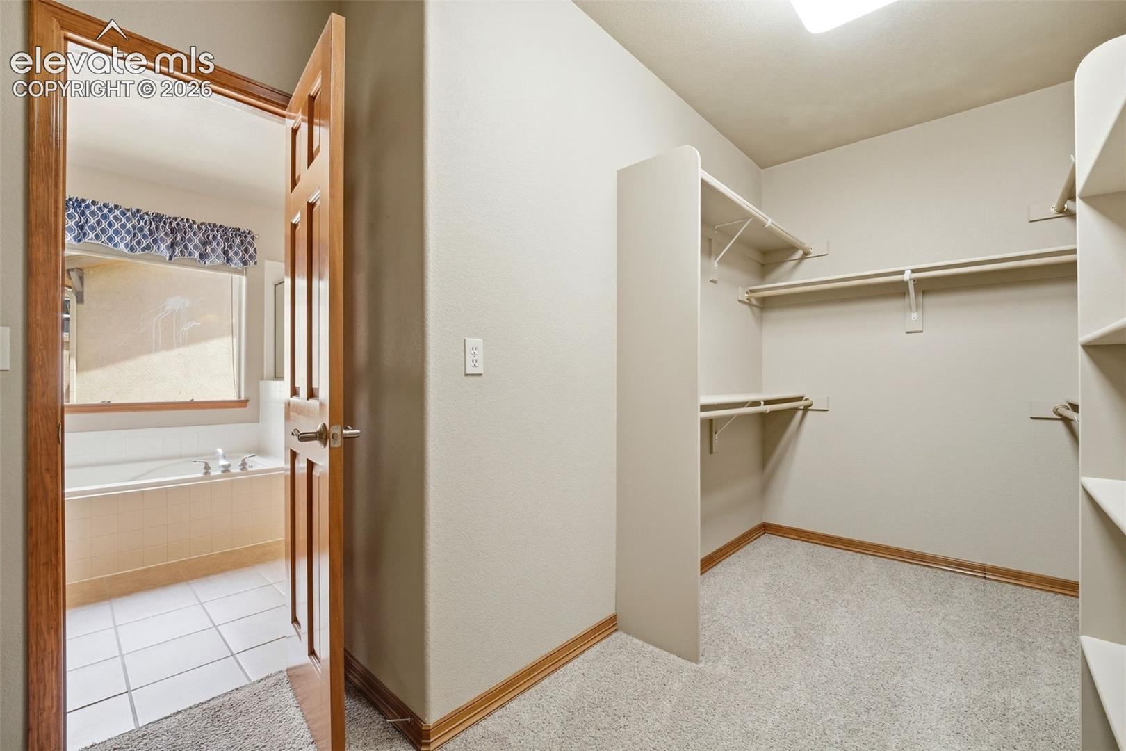 1630 Oakmont Drive, photo 13